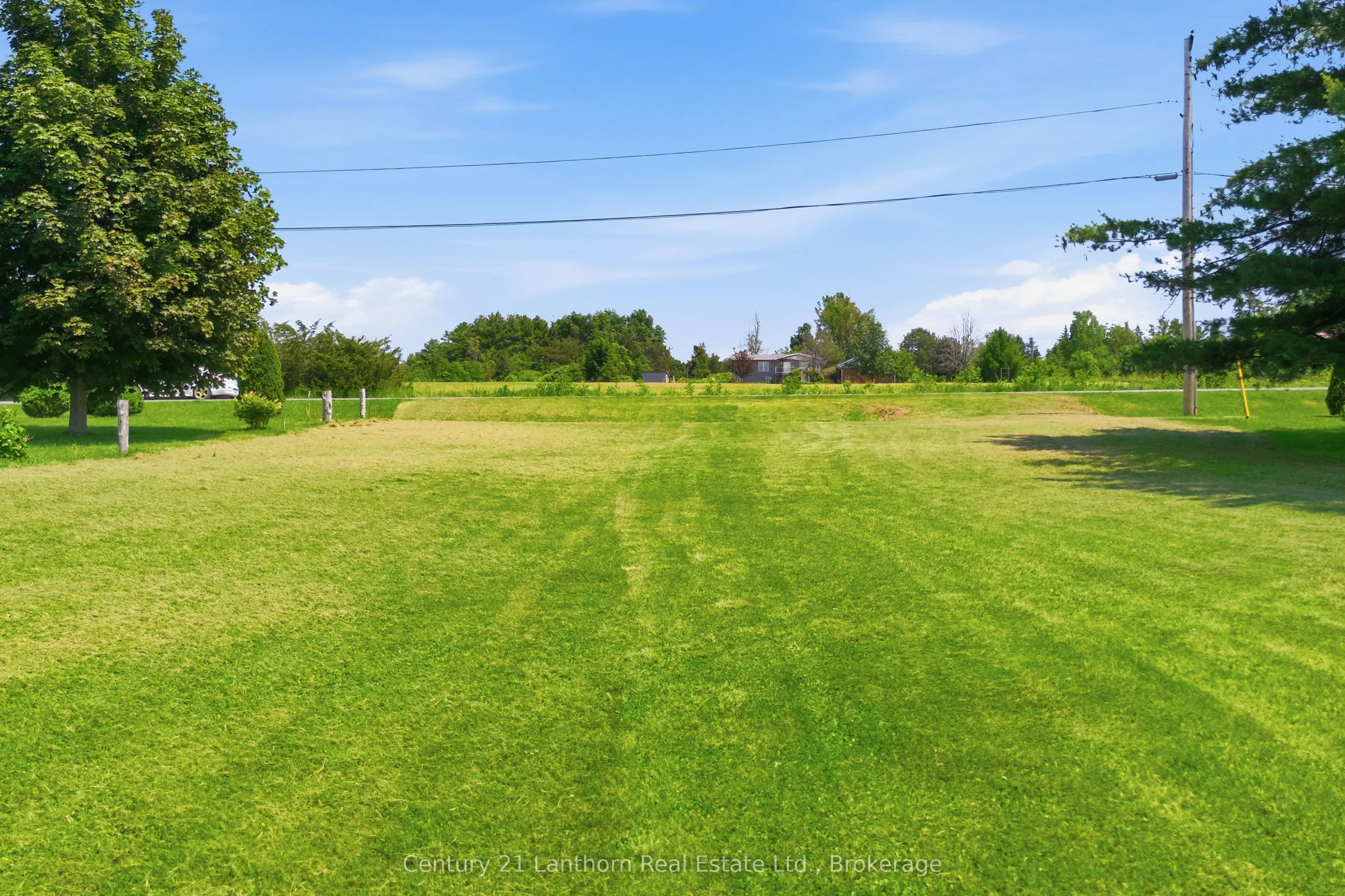 Beside 153 Prinyers Cove Crescent
