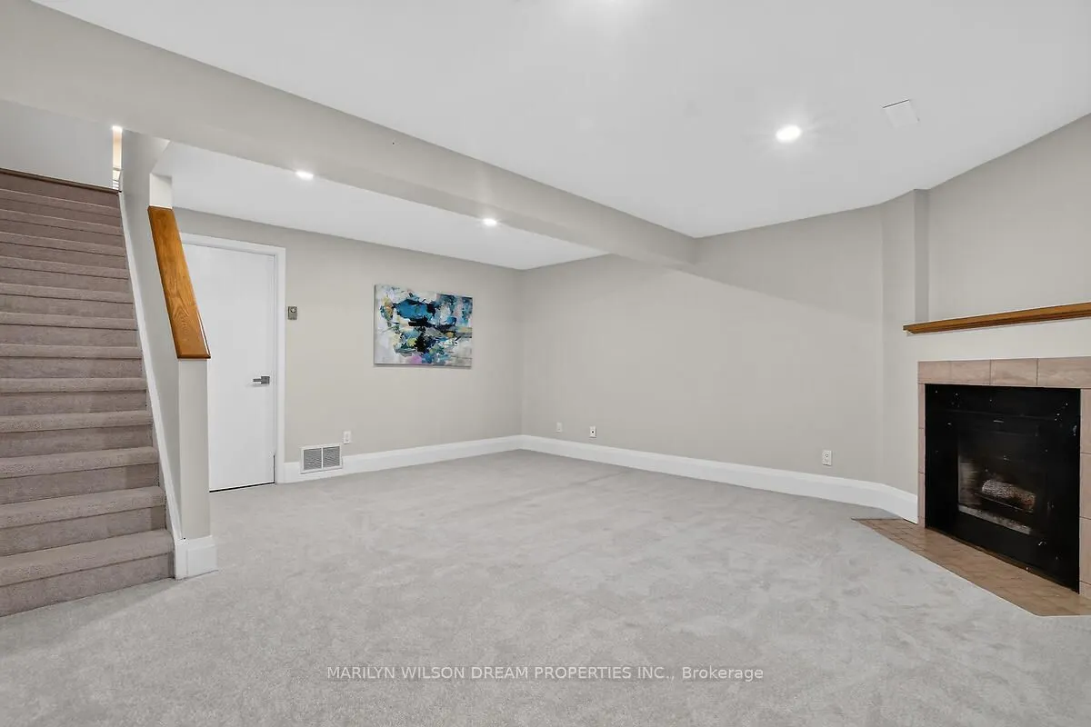 136 Bentbrook Crescent #15