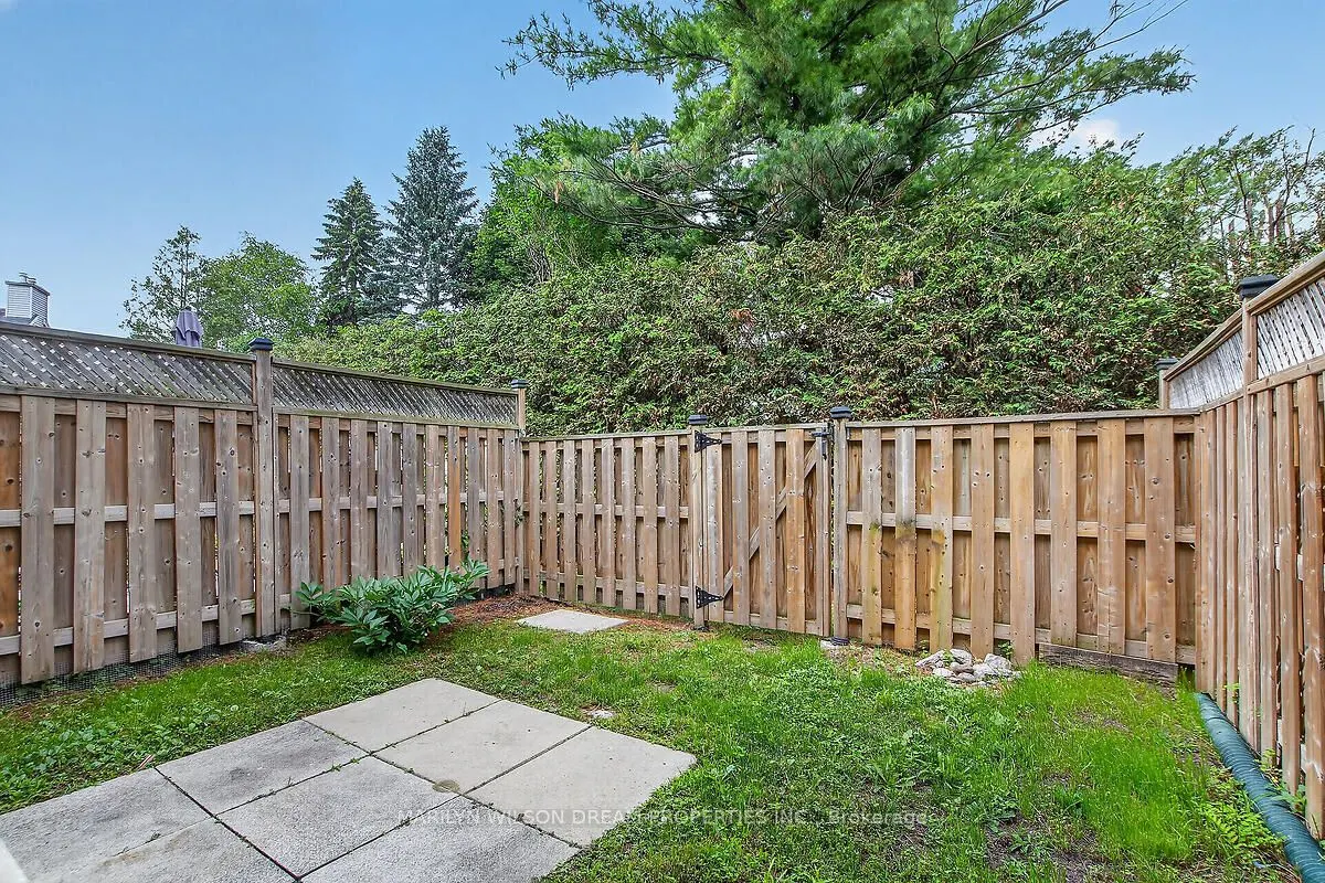 136 Bentbrook Crescent #15