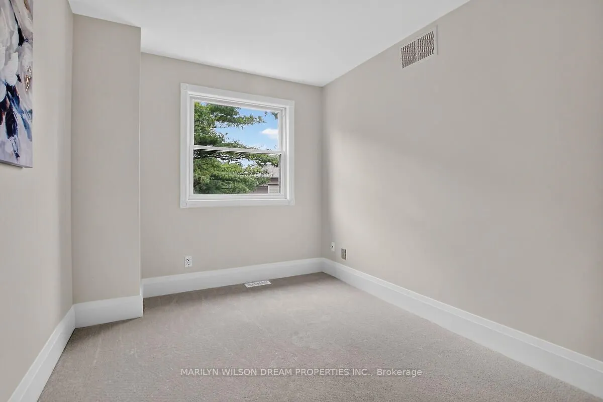 136 Bentbrook Crescent #15