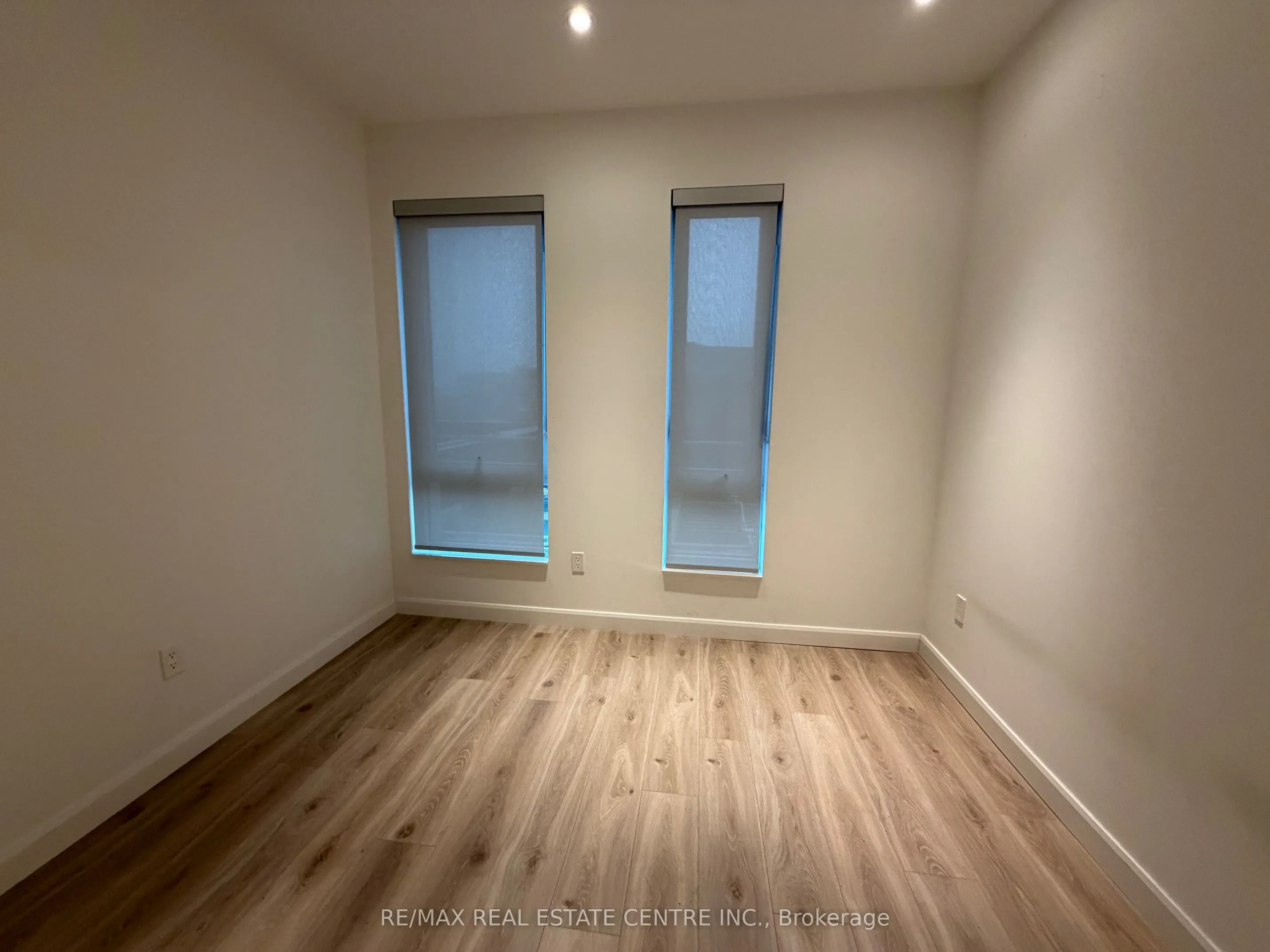 741 King Street W #301