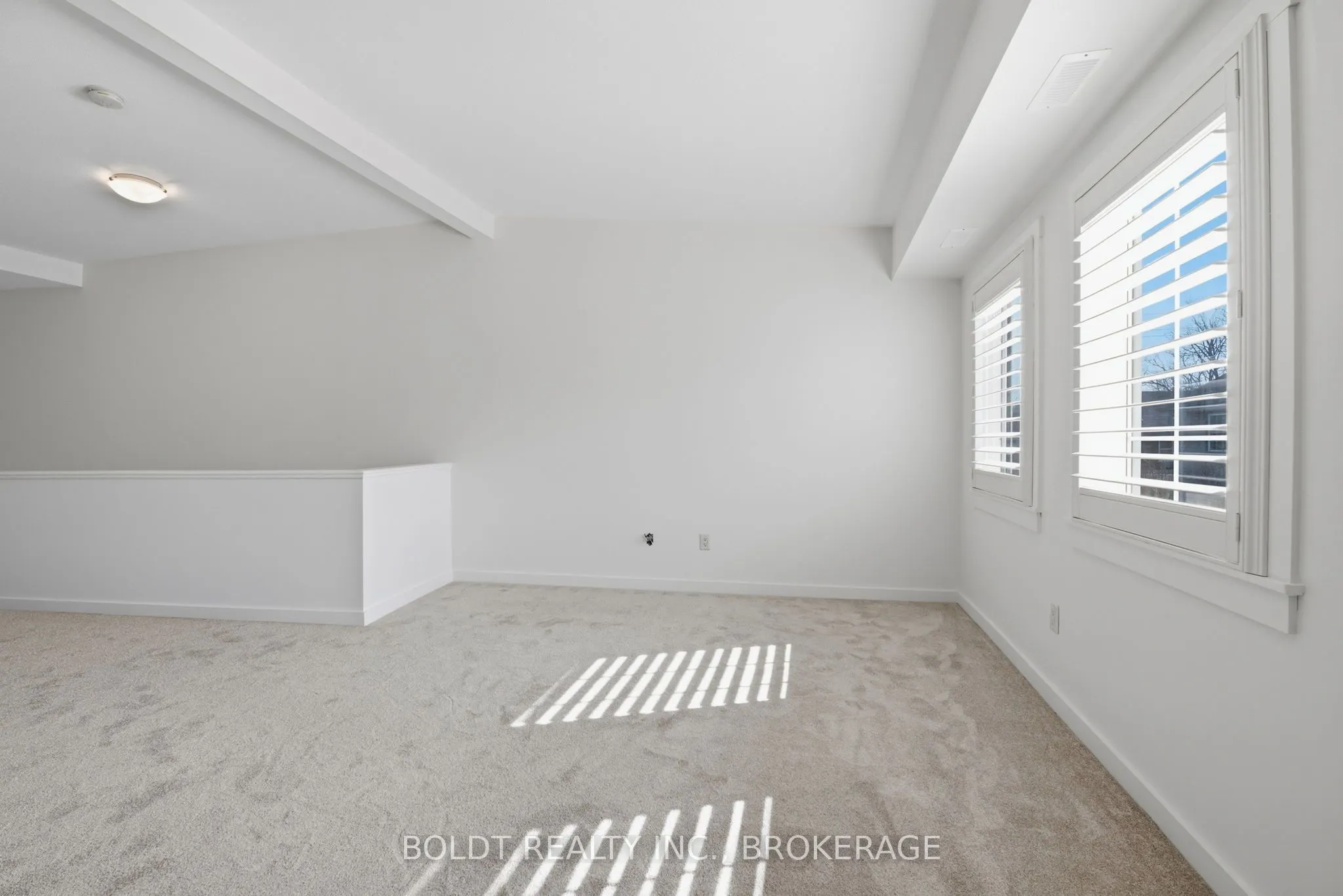 49 ONTARIO Street #8