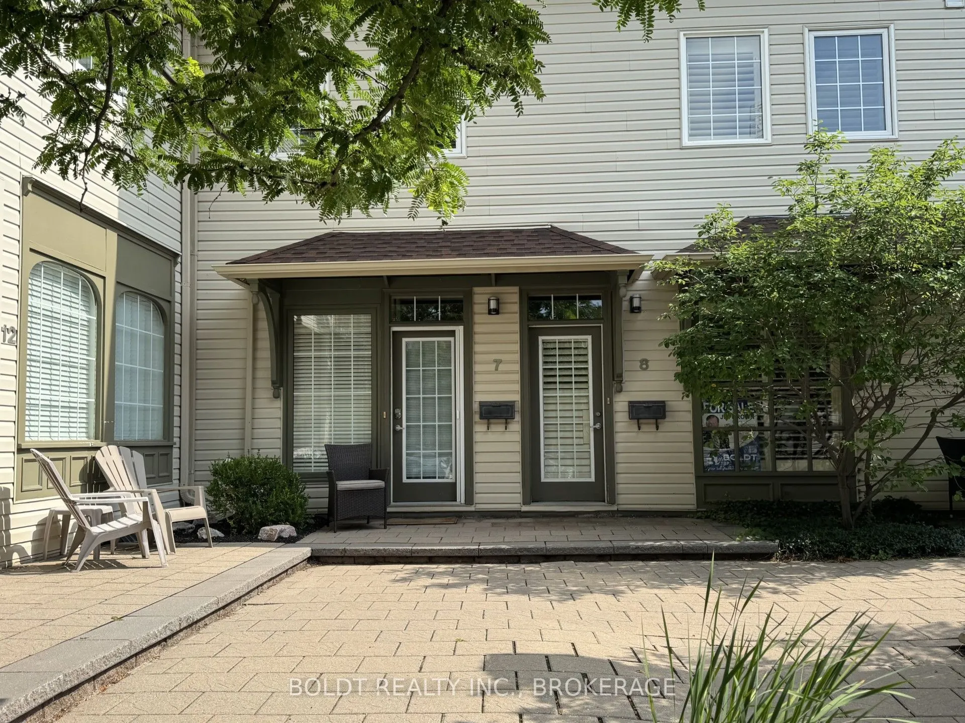 49 ONTARIO Street #8