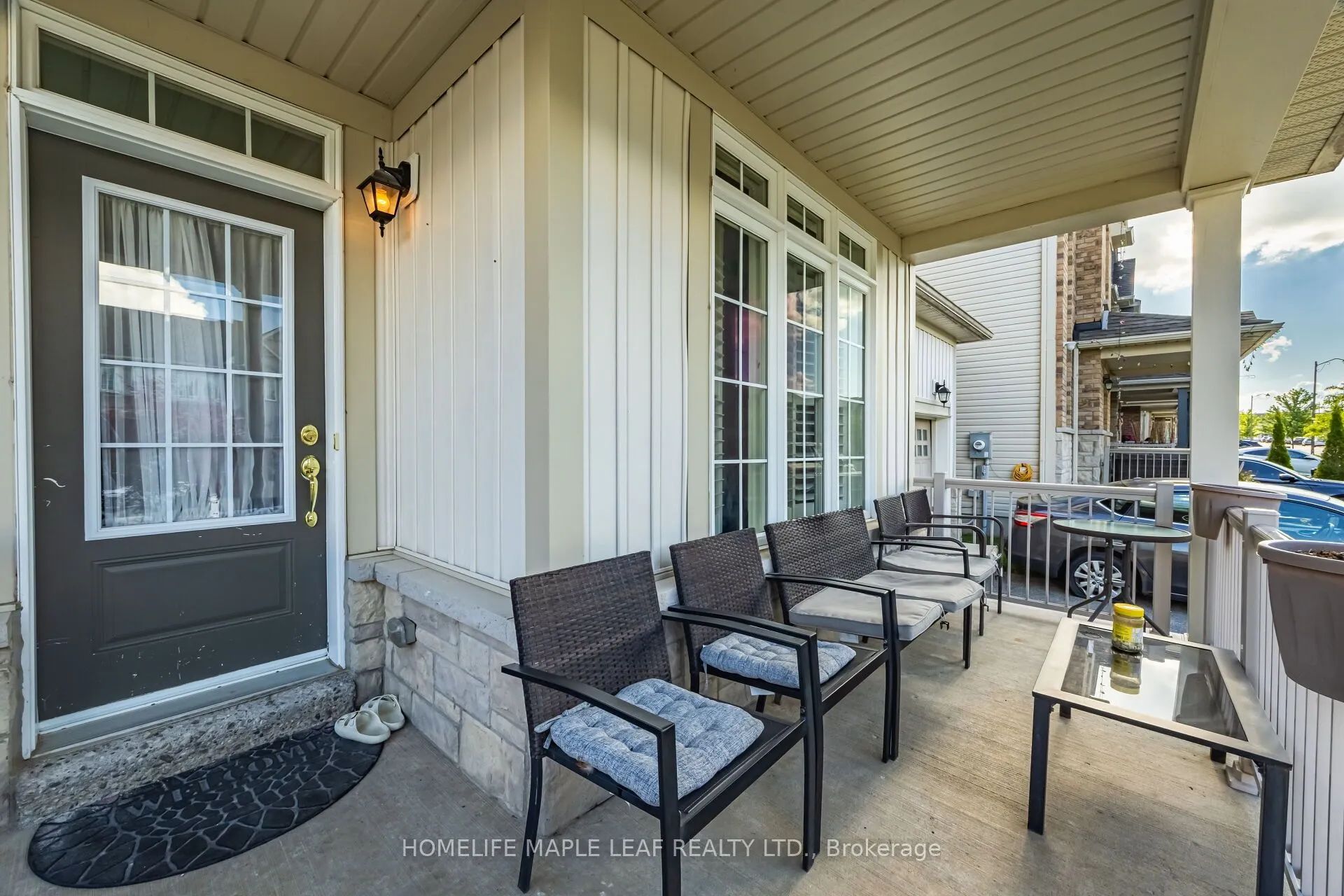 721 Cook Crescent