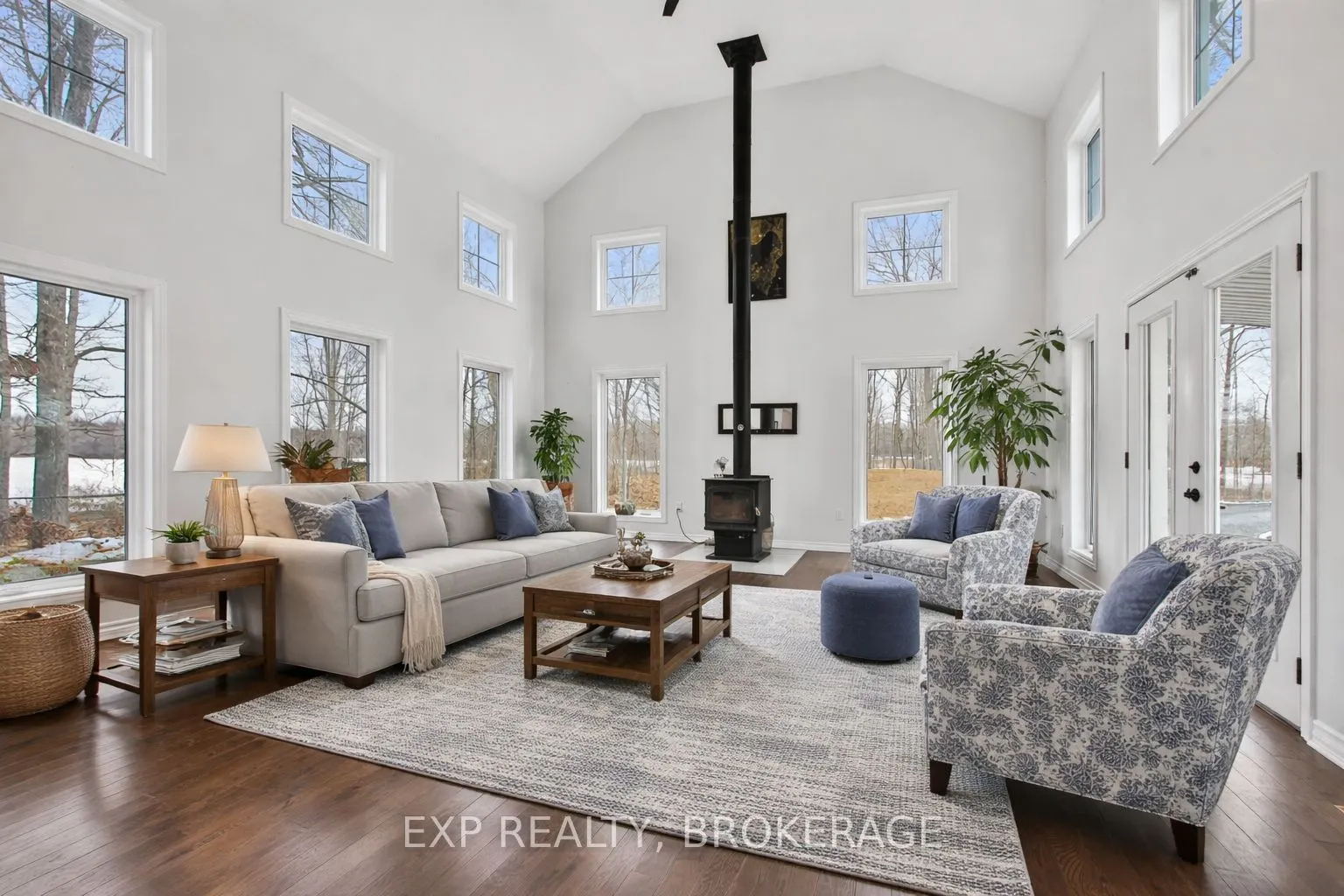 3855 HIDEAWAY Lane