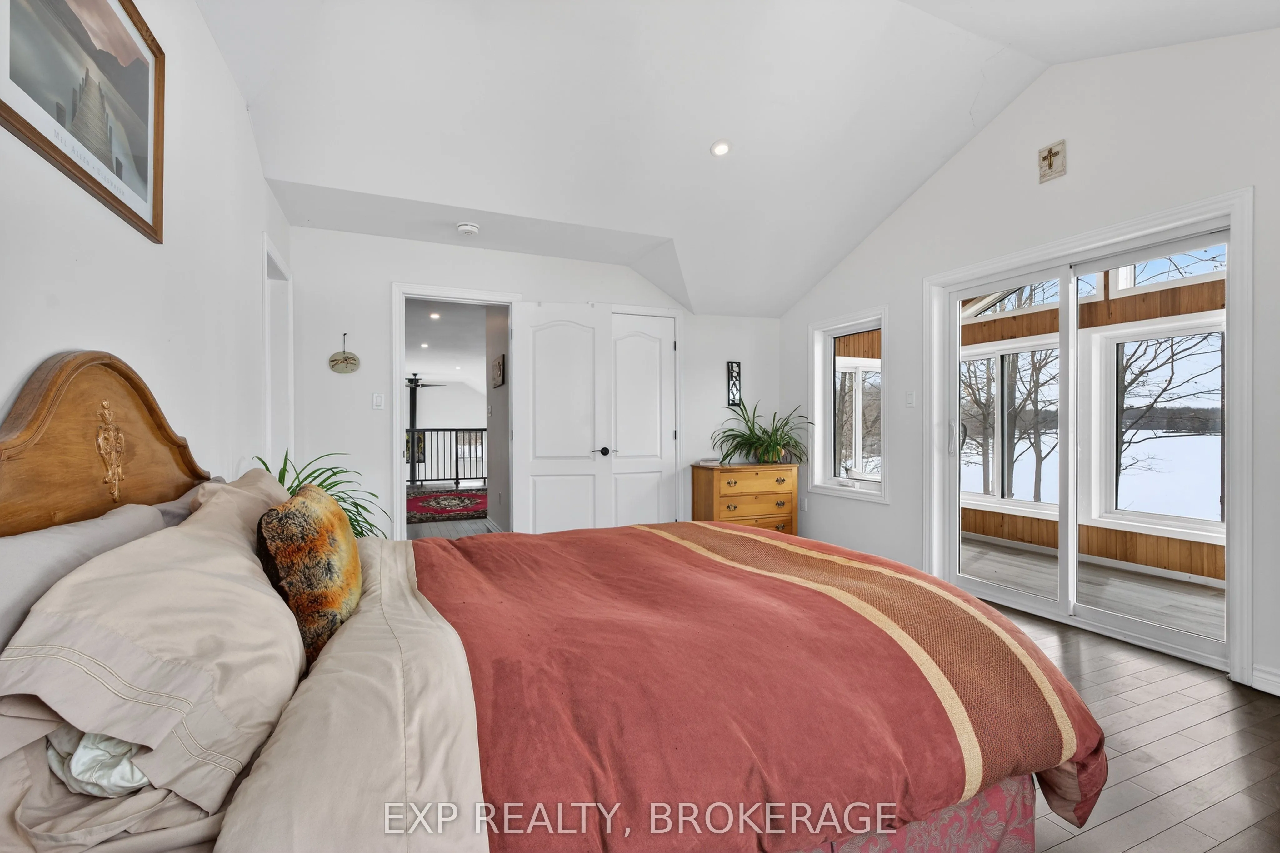 3855 HIDEAWAY Lane