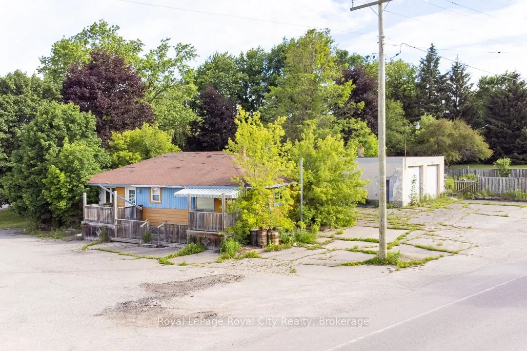 7235 Wellington 21 Road