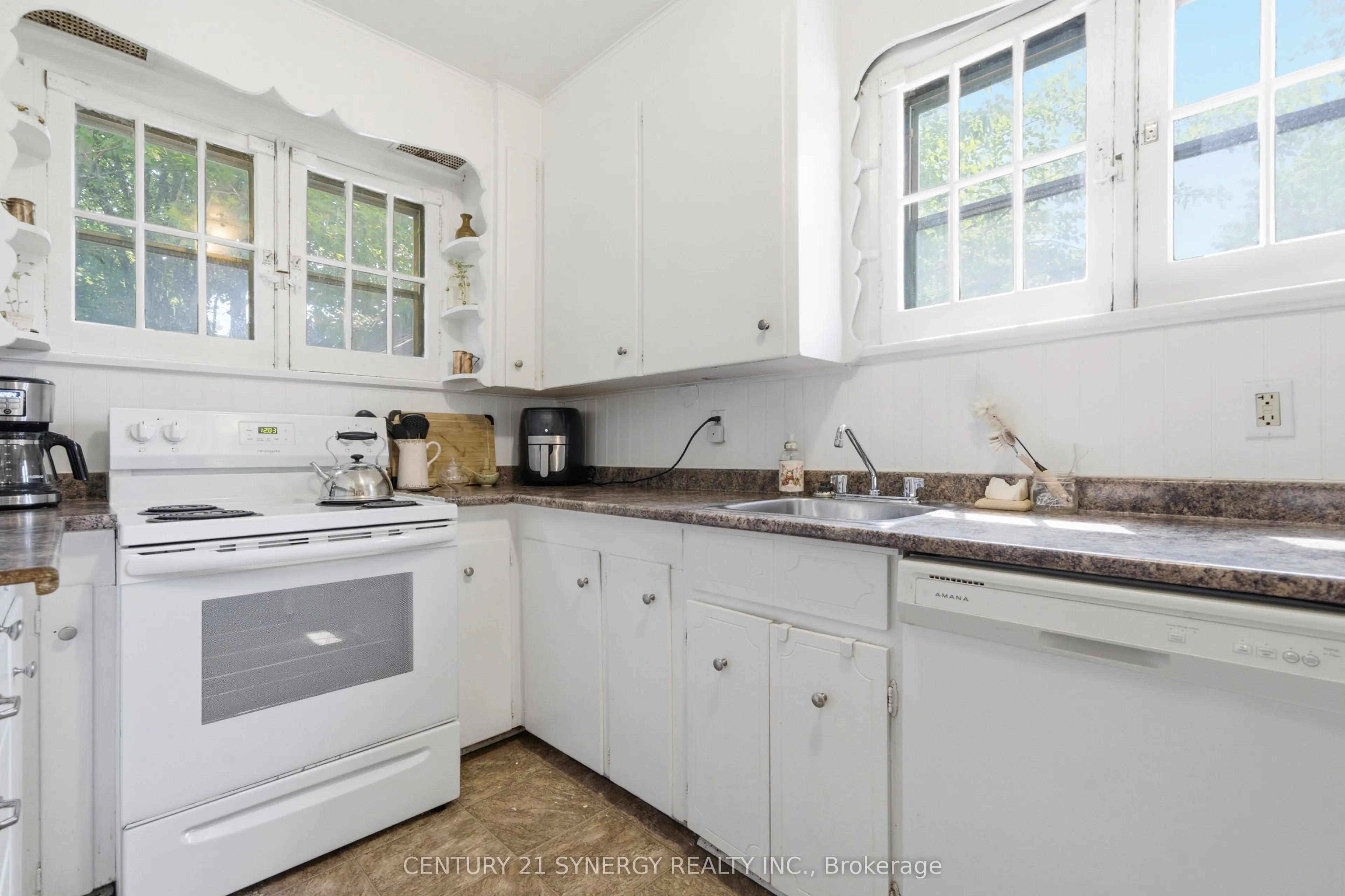 207-209 Foster Avenue