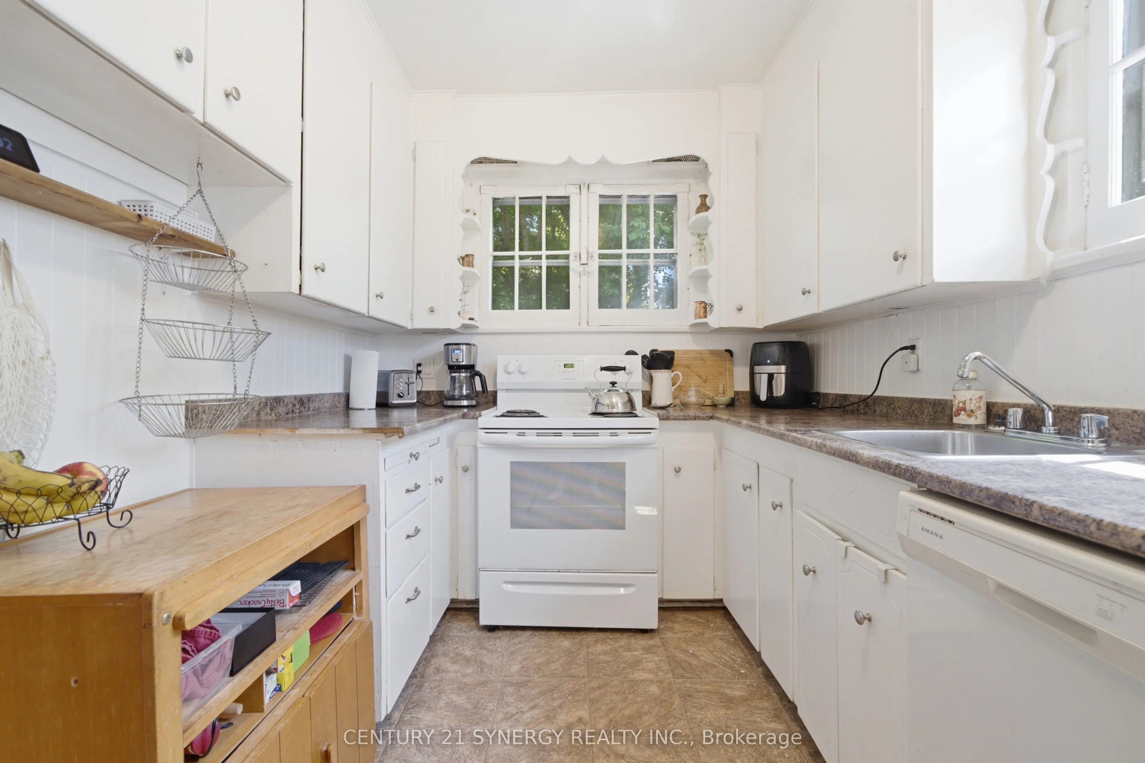 207-209 Foster Avenue