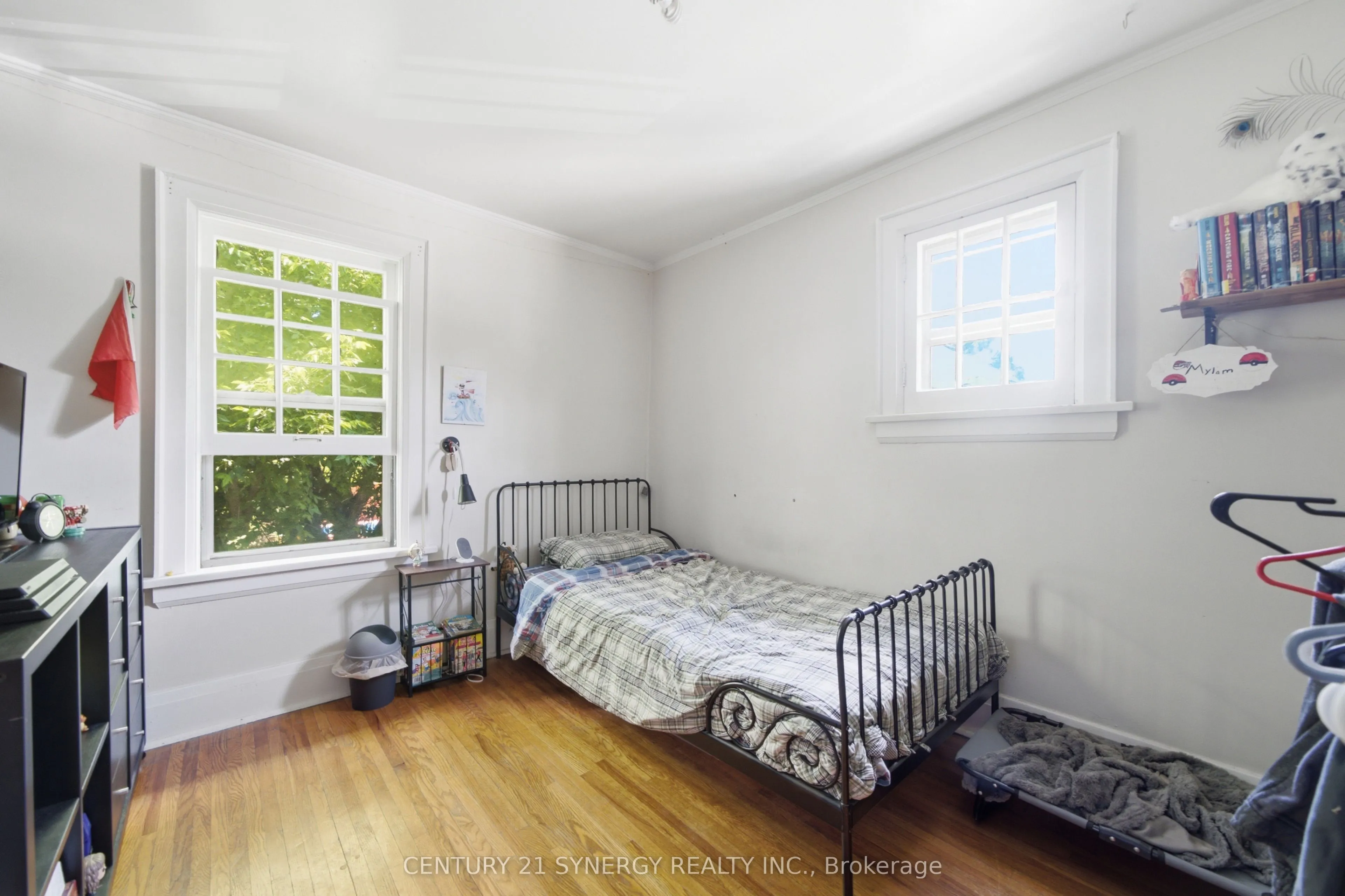 207-209 Foster Avenue