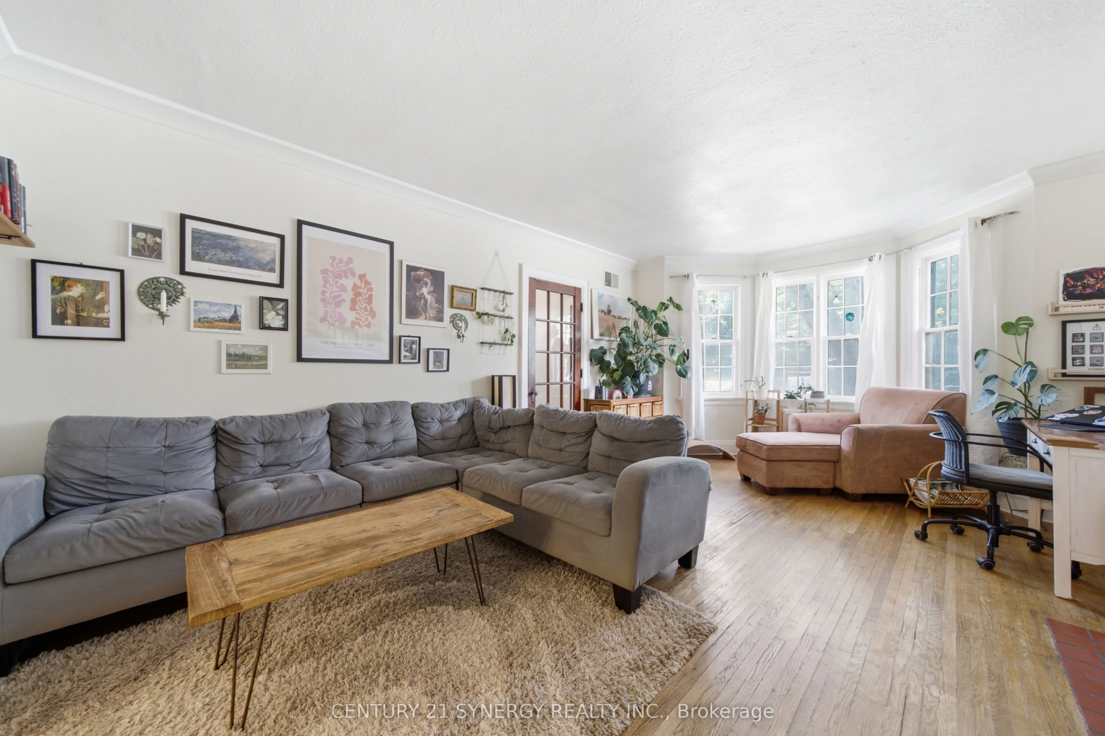 207-209 Foster Avenue
