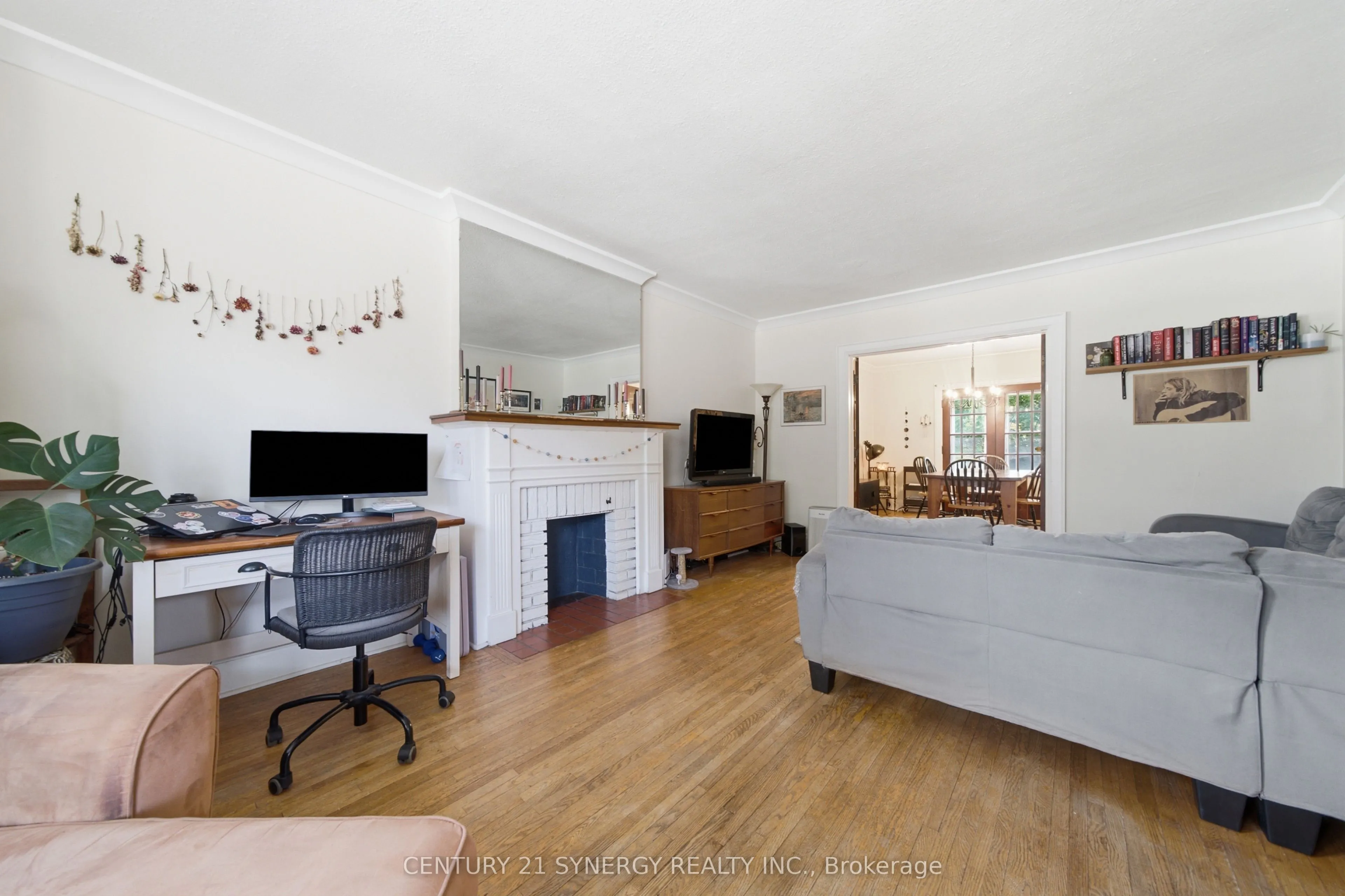 207-209 Foster Avenue
