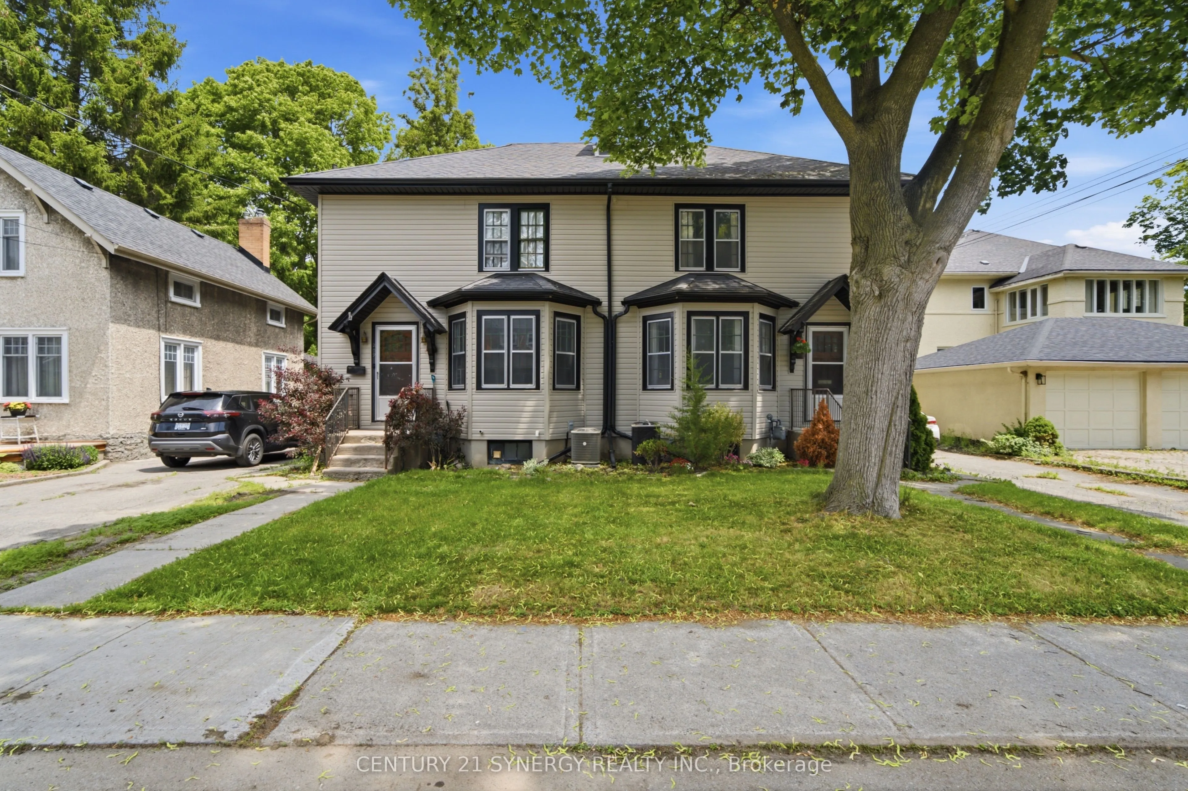 207-209 Foster Avenue