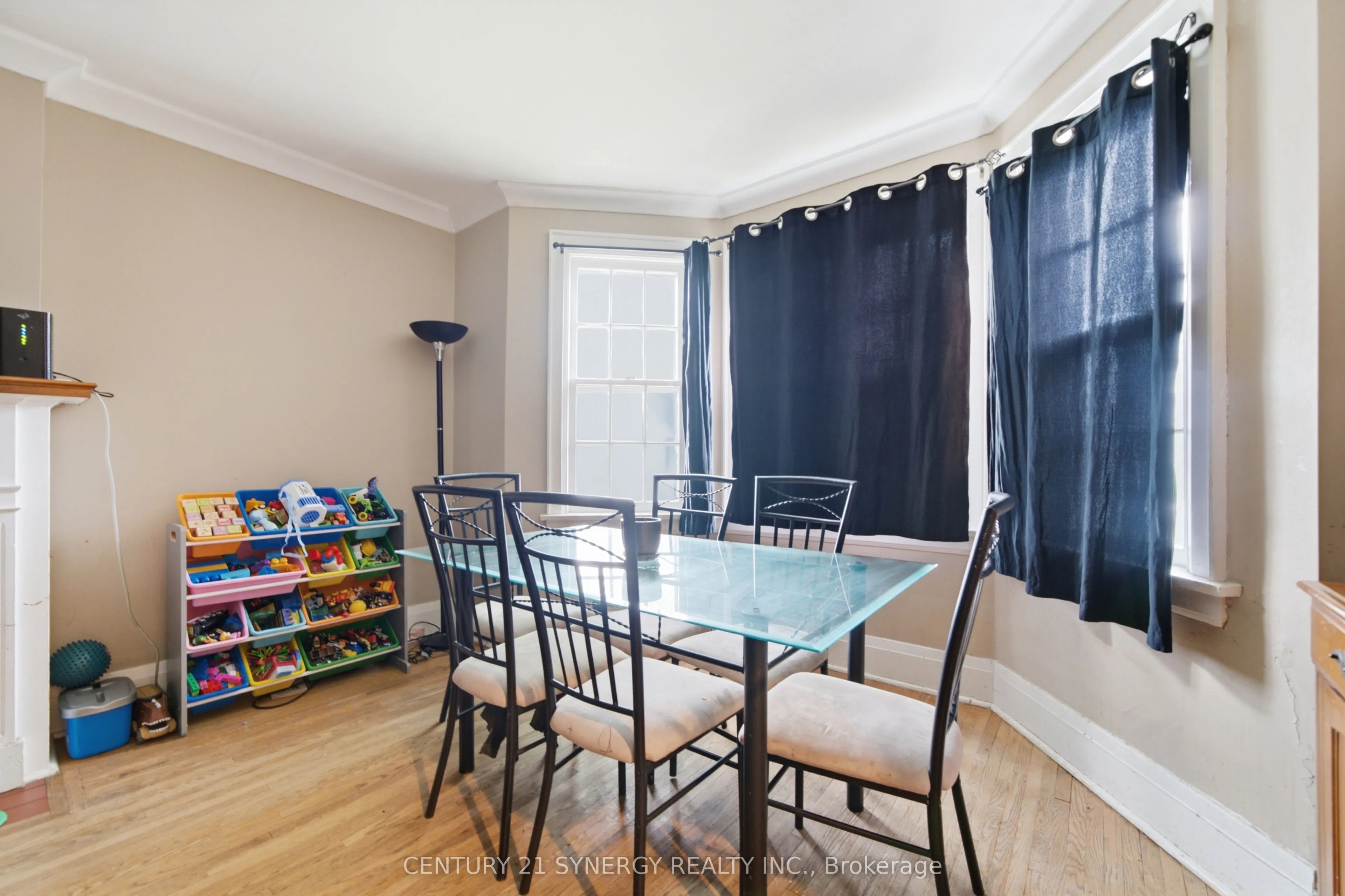 207-209 Foster Avenue
