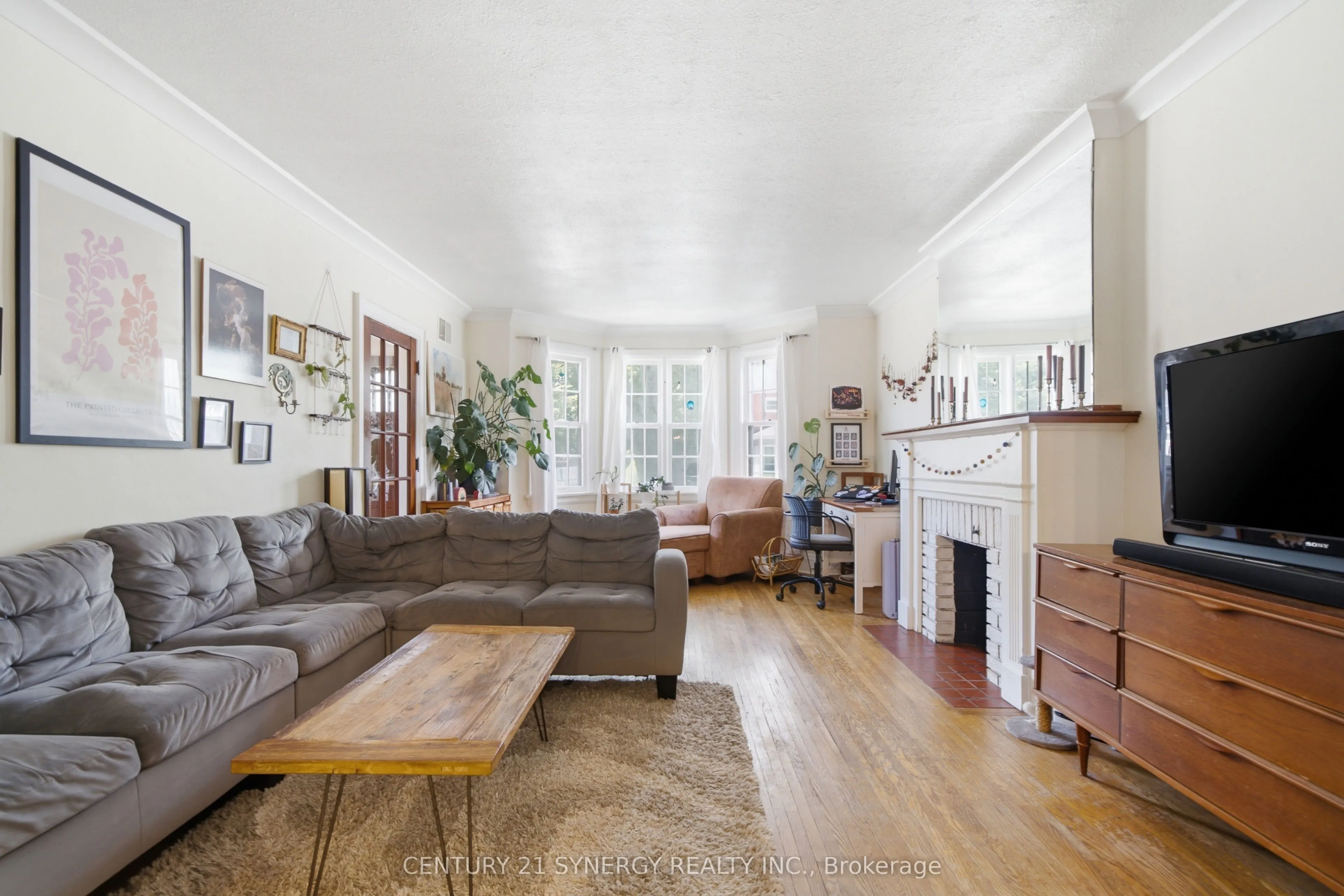 207-209 Foster Avenue