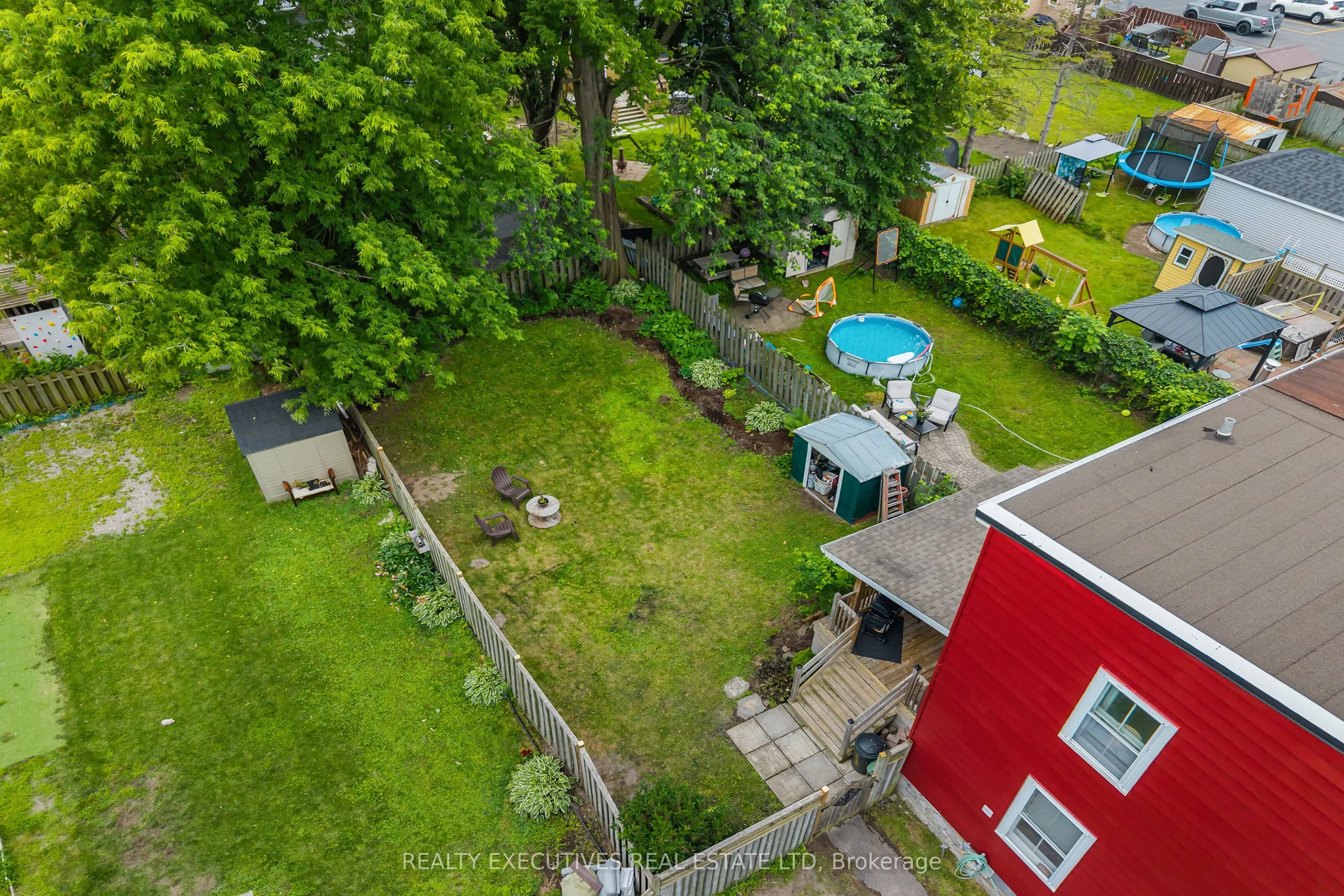 28 5th Street E