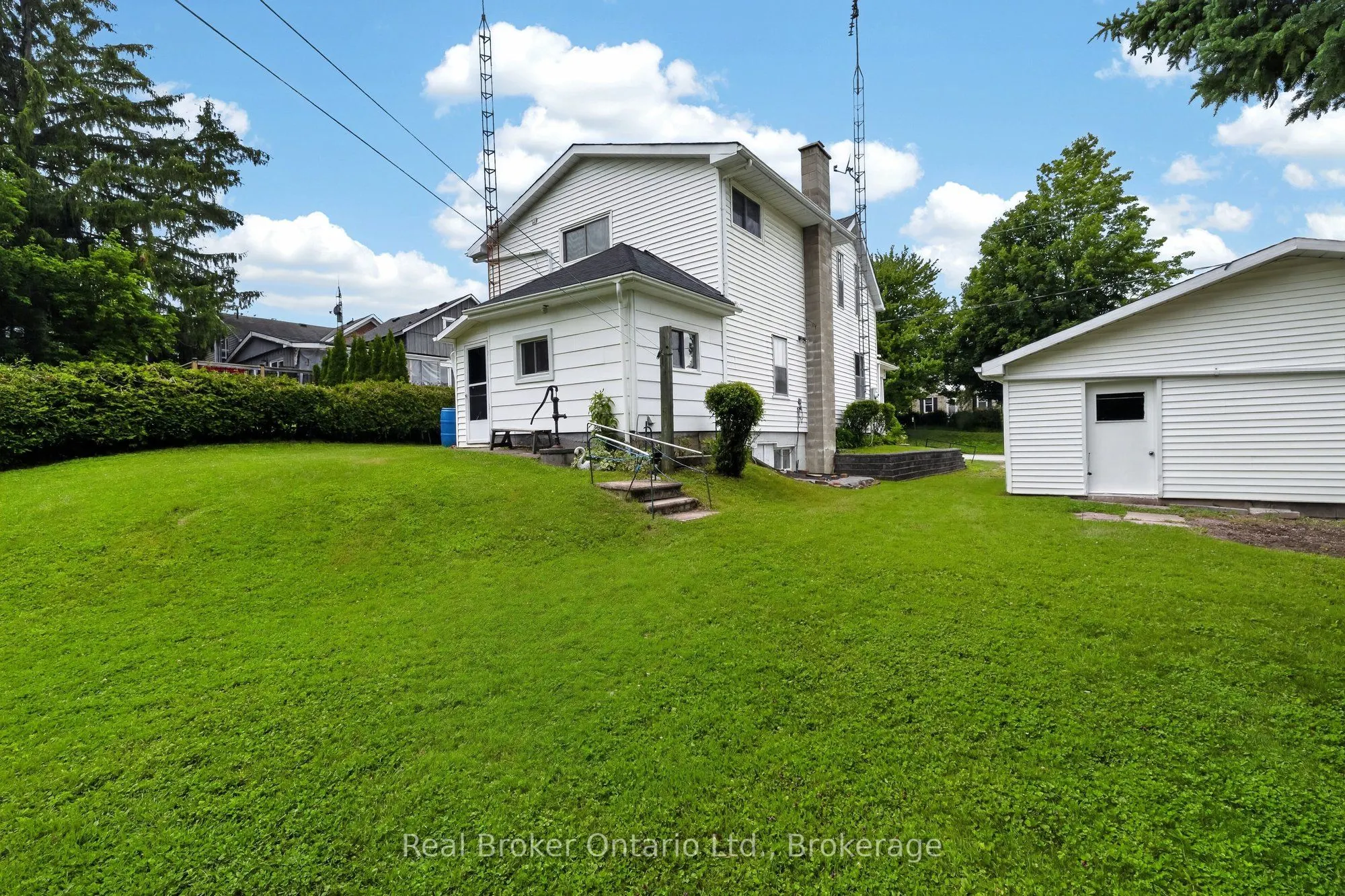 9033 Erin Garafraxa Townline