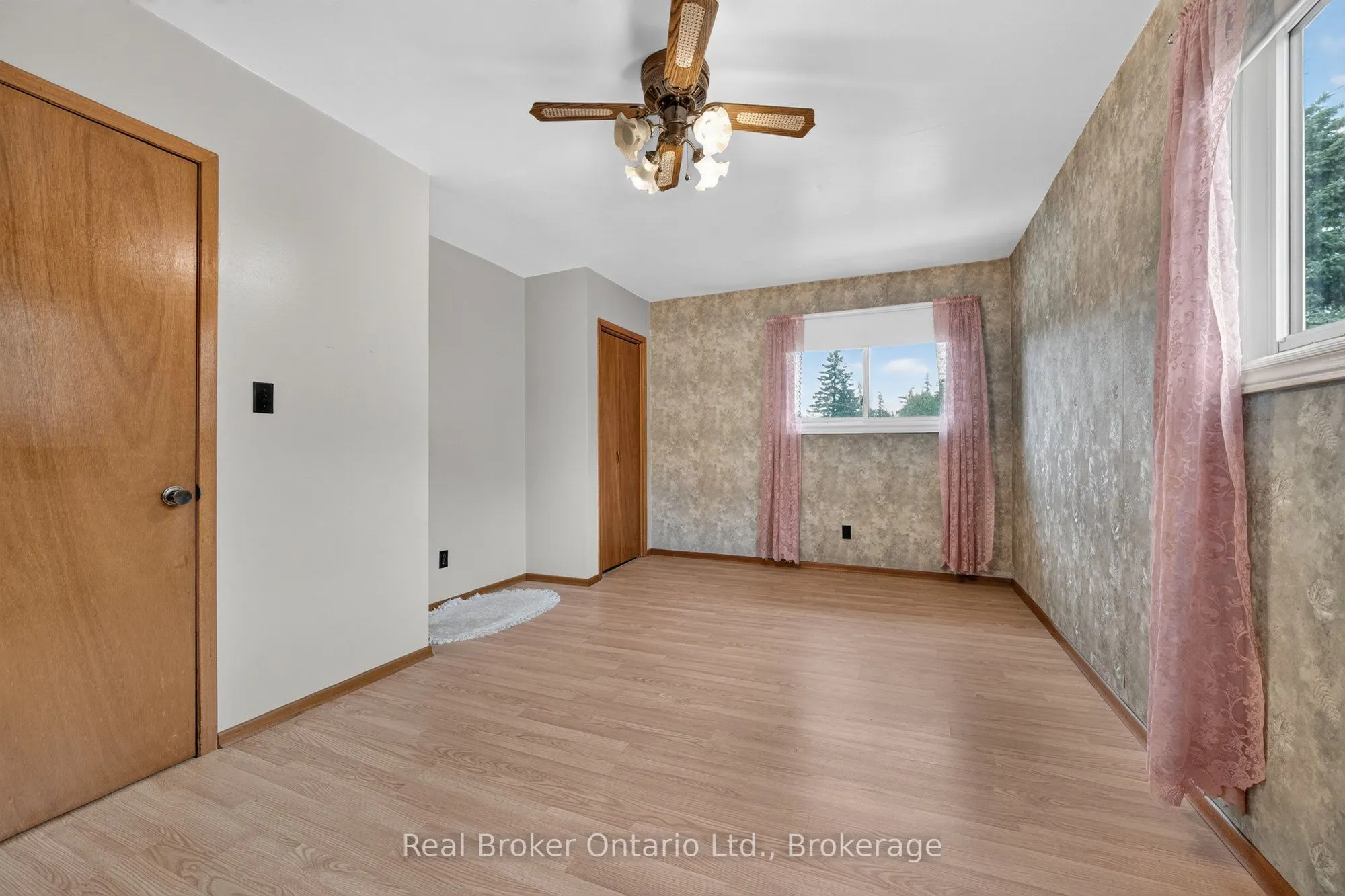 9033 Erin Garafraxa Townline