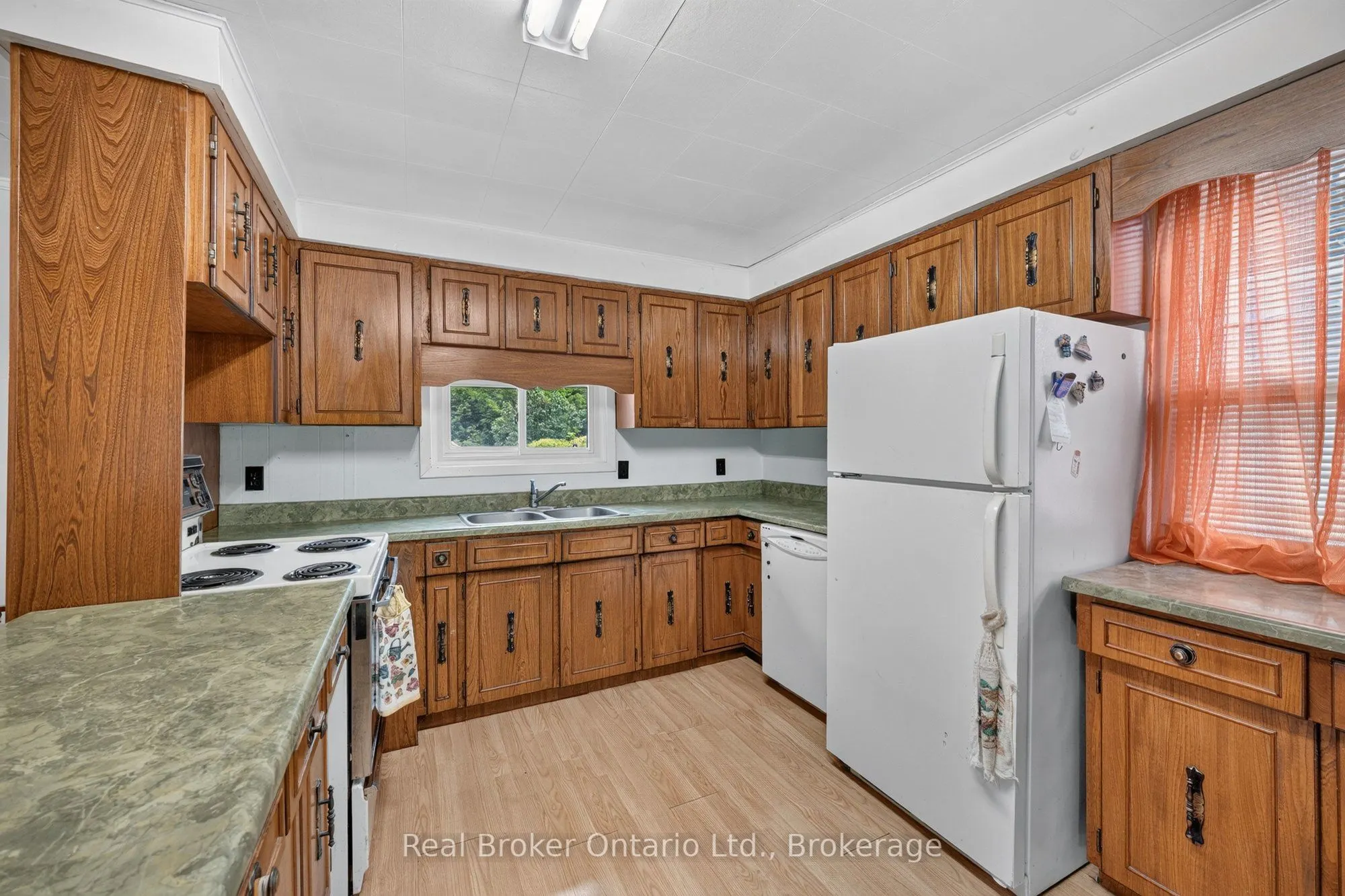 9033 Erin Garafraxa Townline