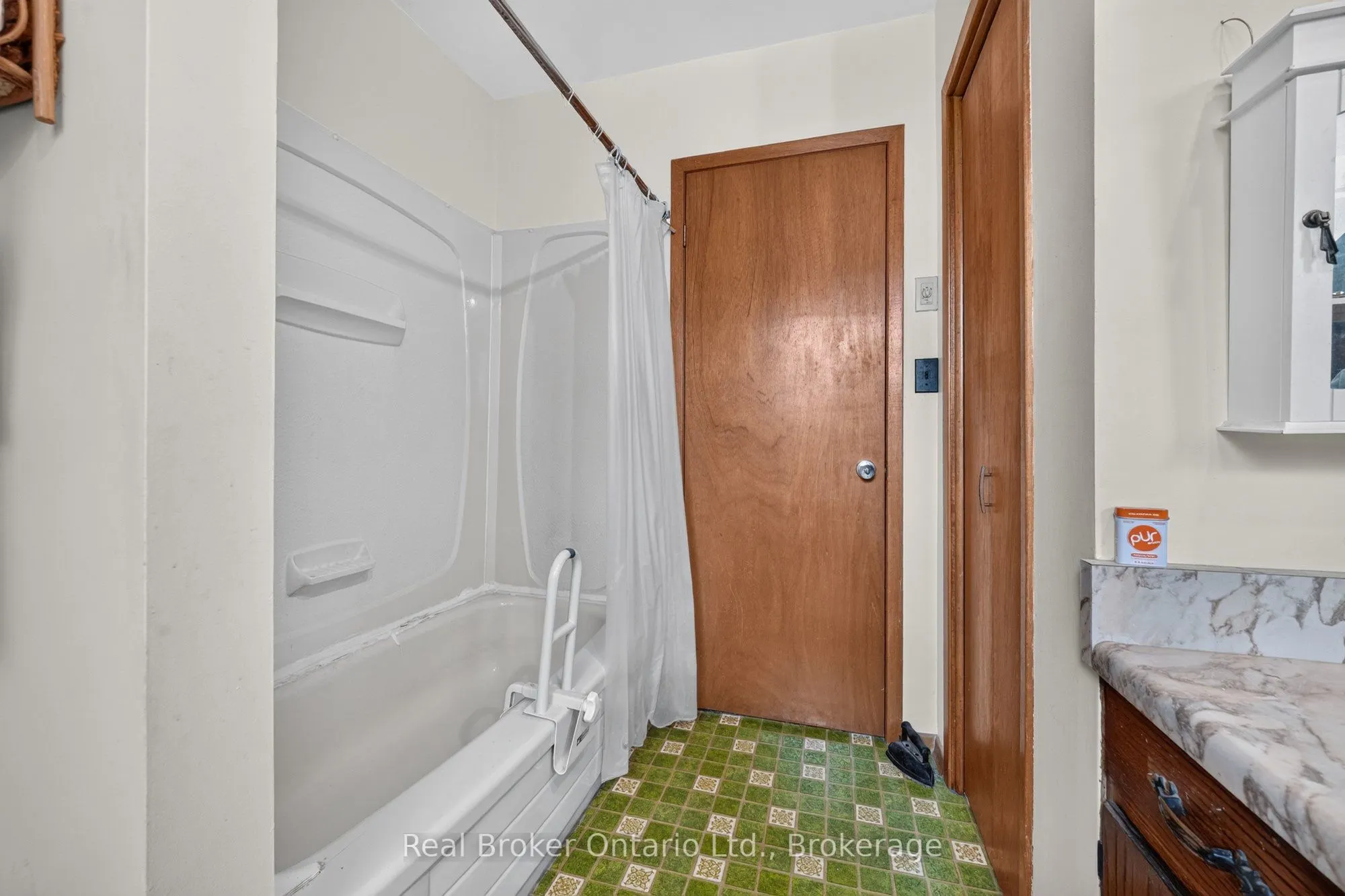 9033 Erin Garafraxa Townline