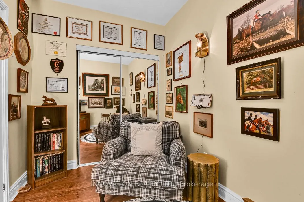 1 Rosamond Street E #319