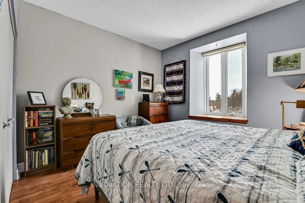 1 Rosamond Street E #319