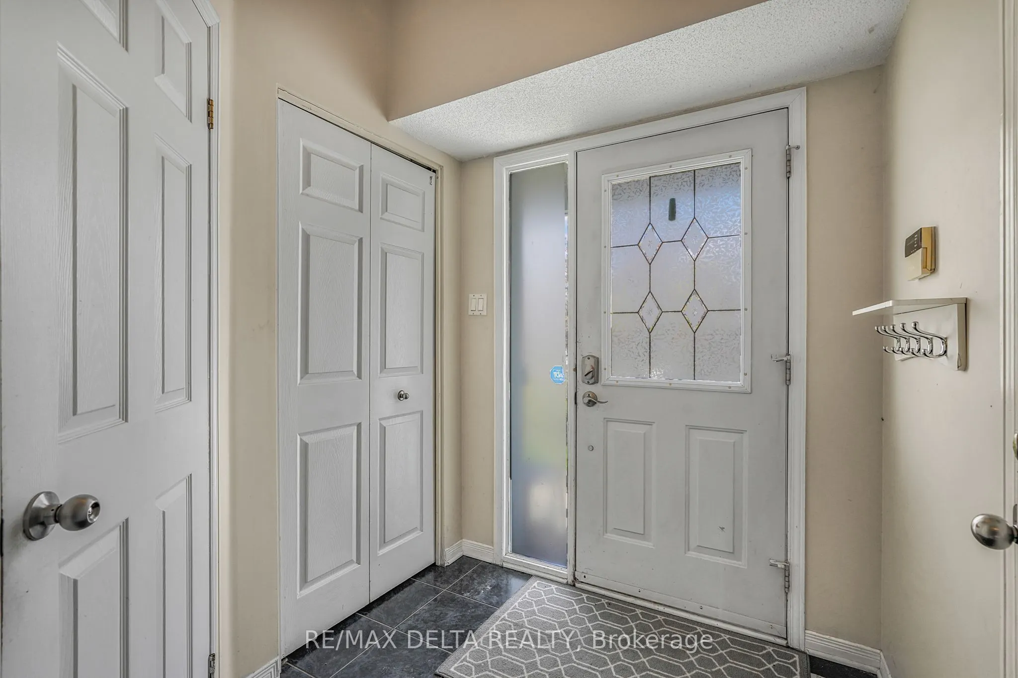 2218 Cecile Crescent
