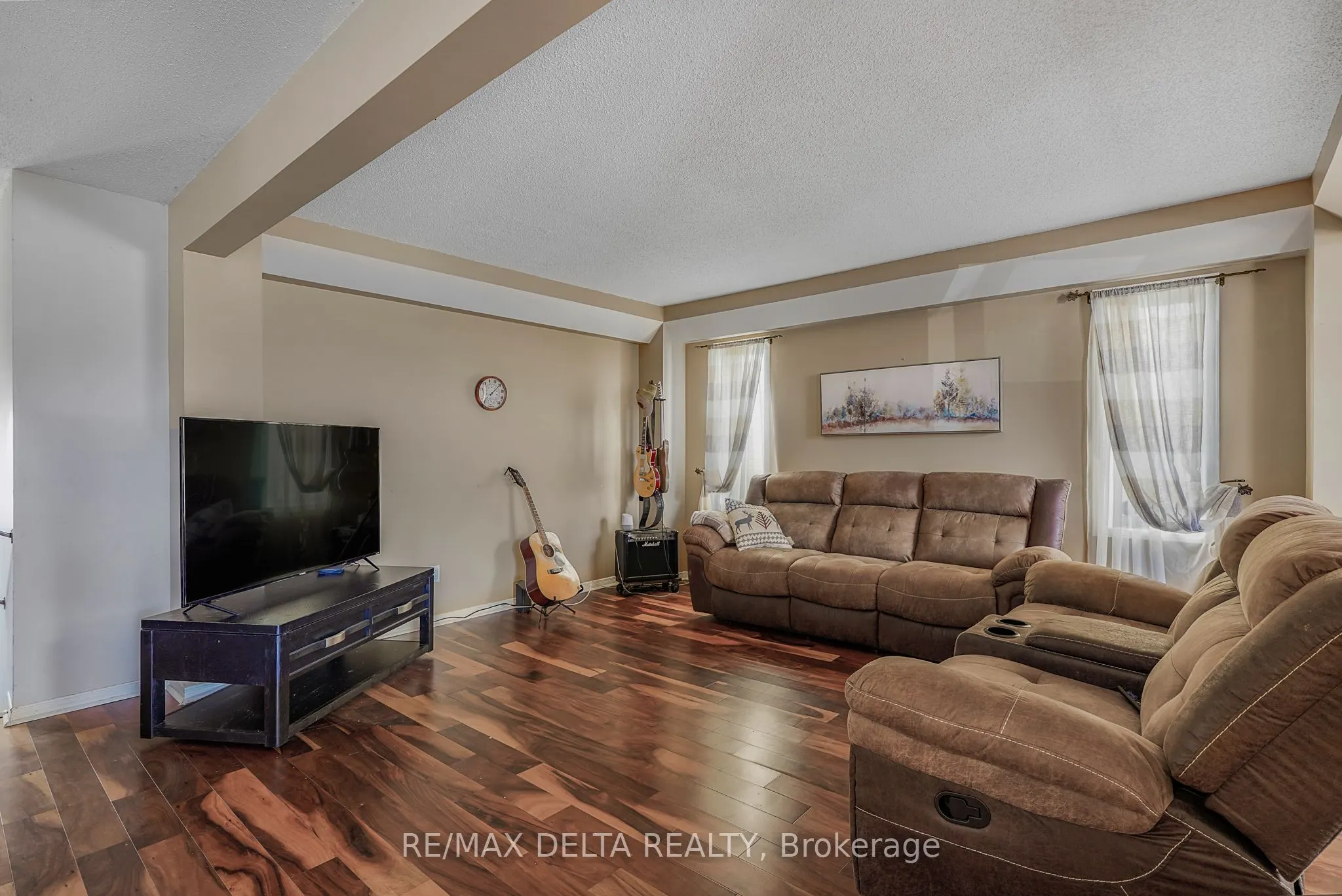 2218 Cecile Crescent