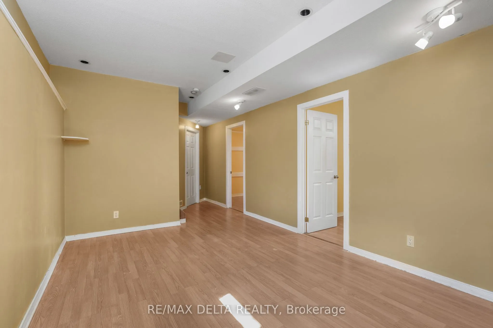2218 Cecile Crescent