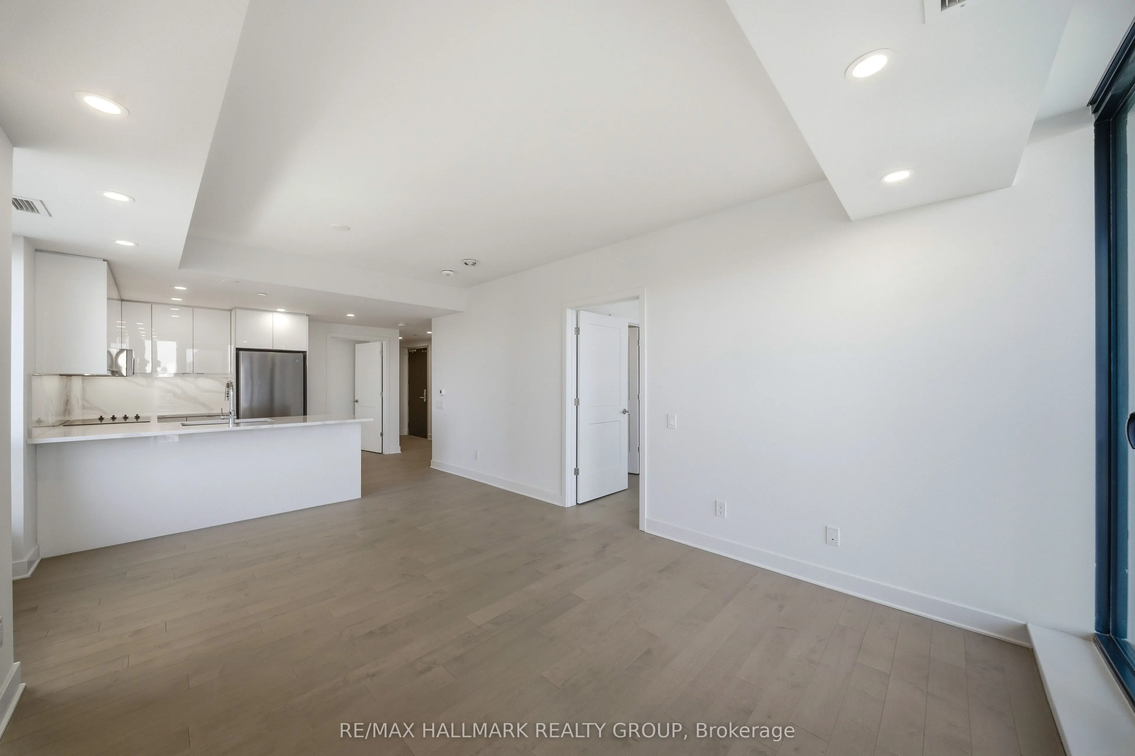 180 George Street #507