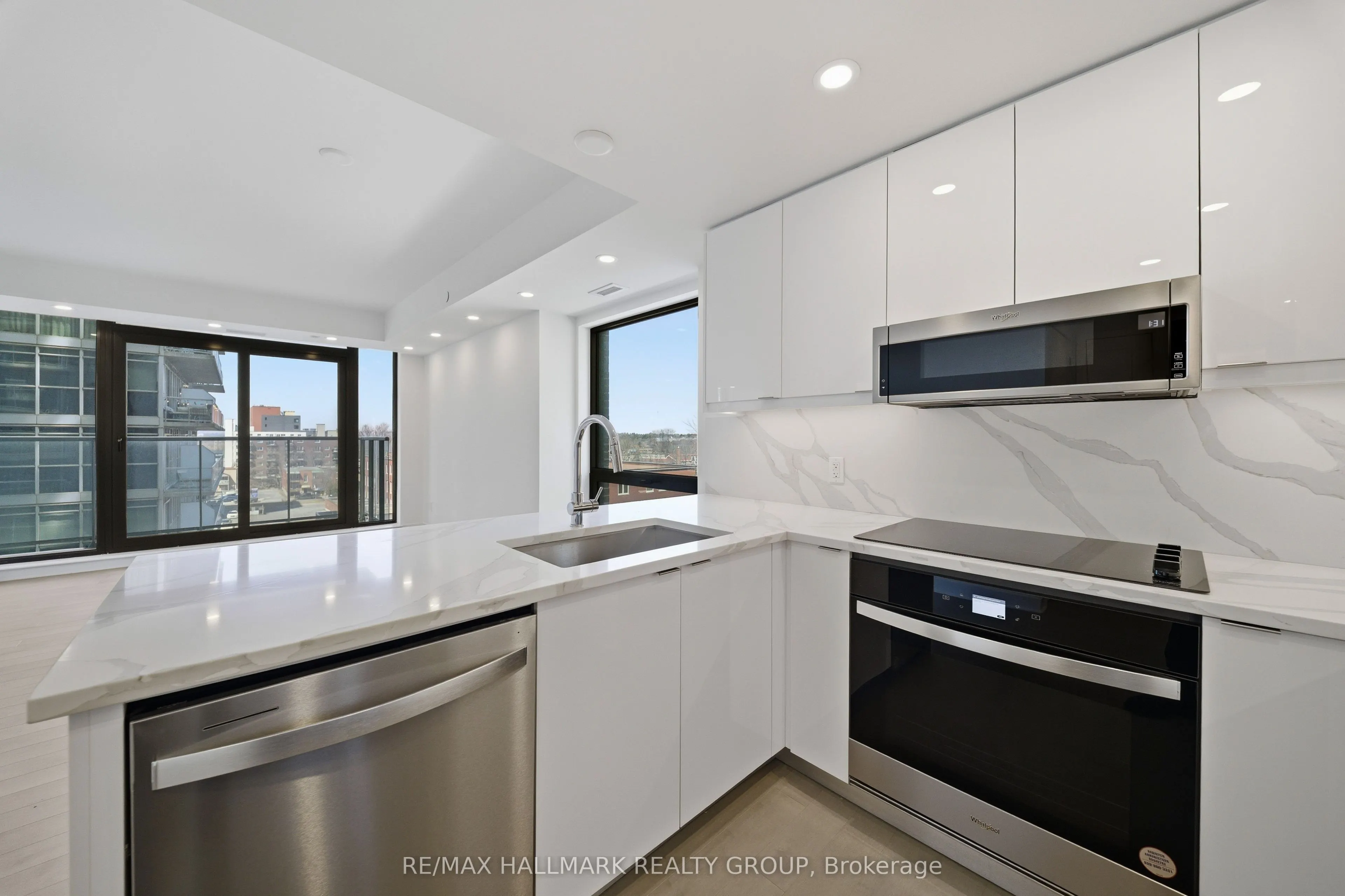 180 George Street #507