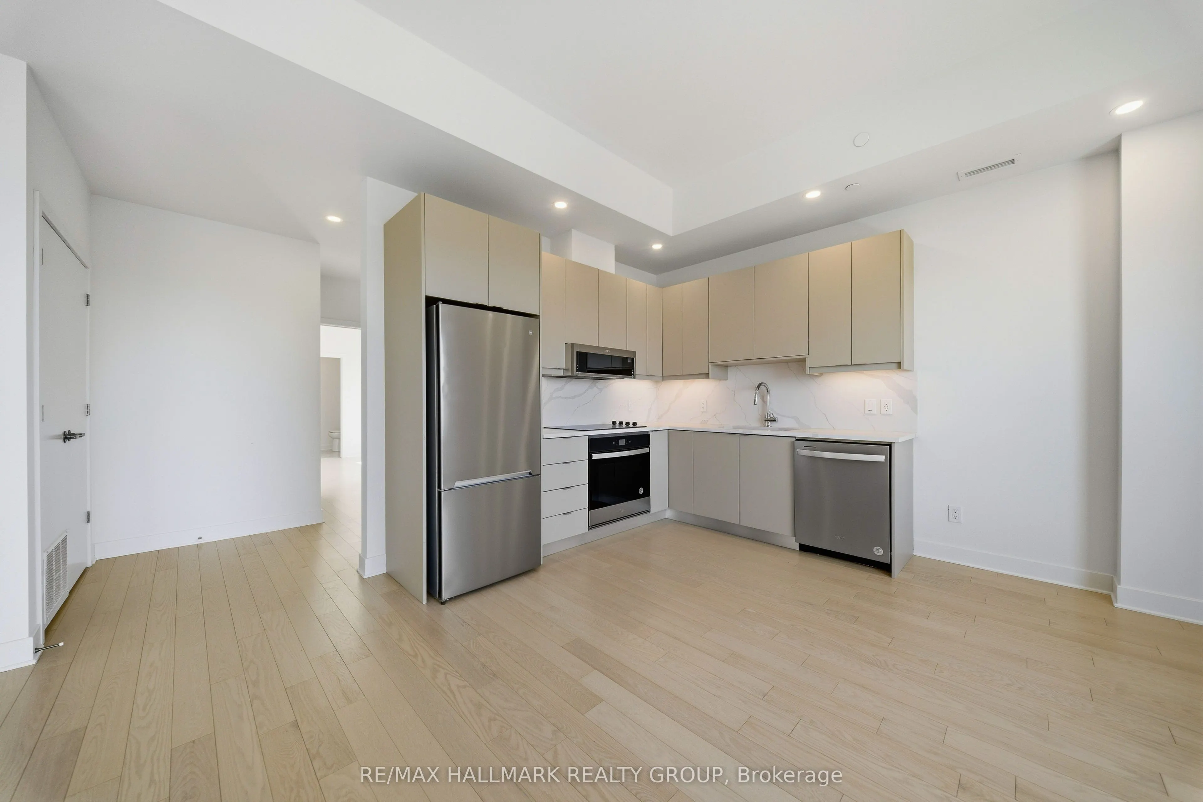 180 George Street #2601