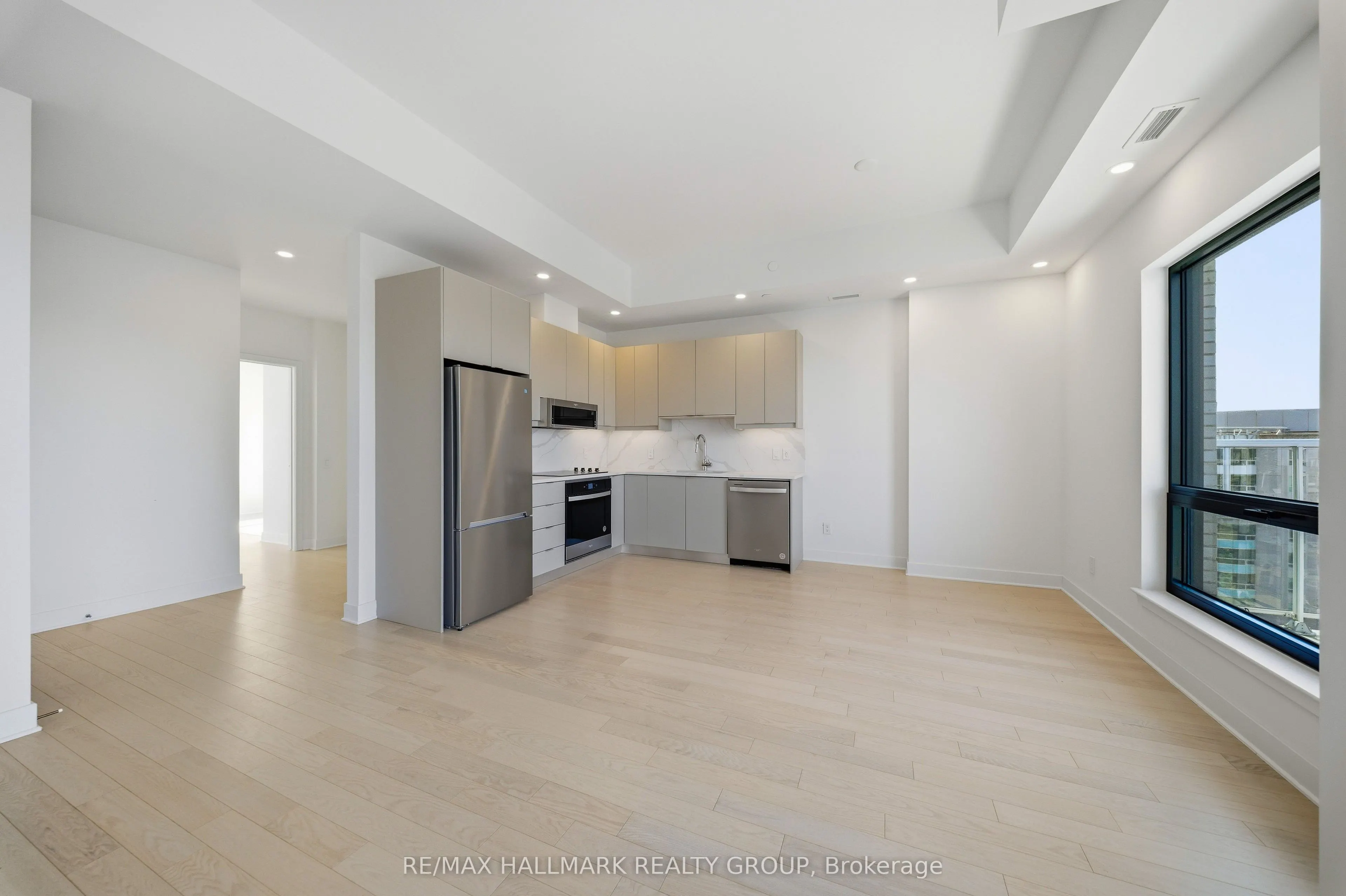 180 George Street #2601
