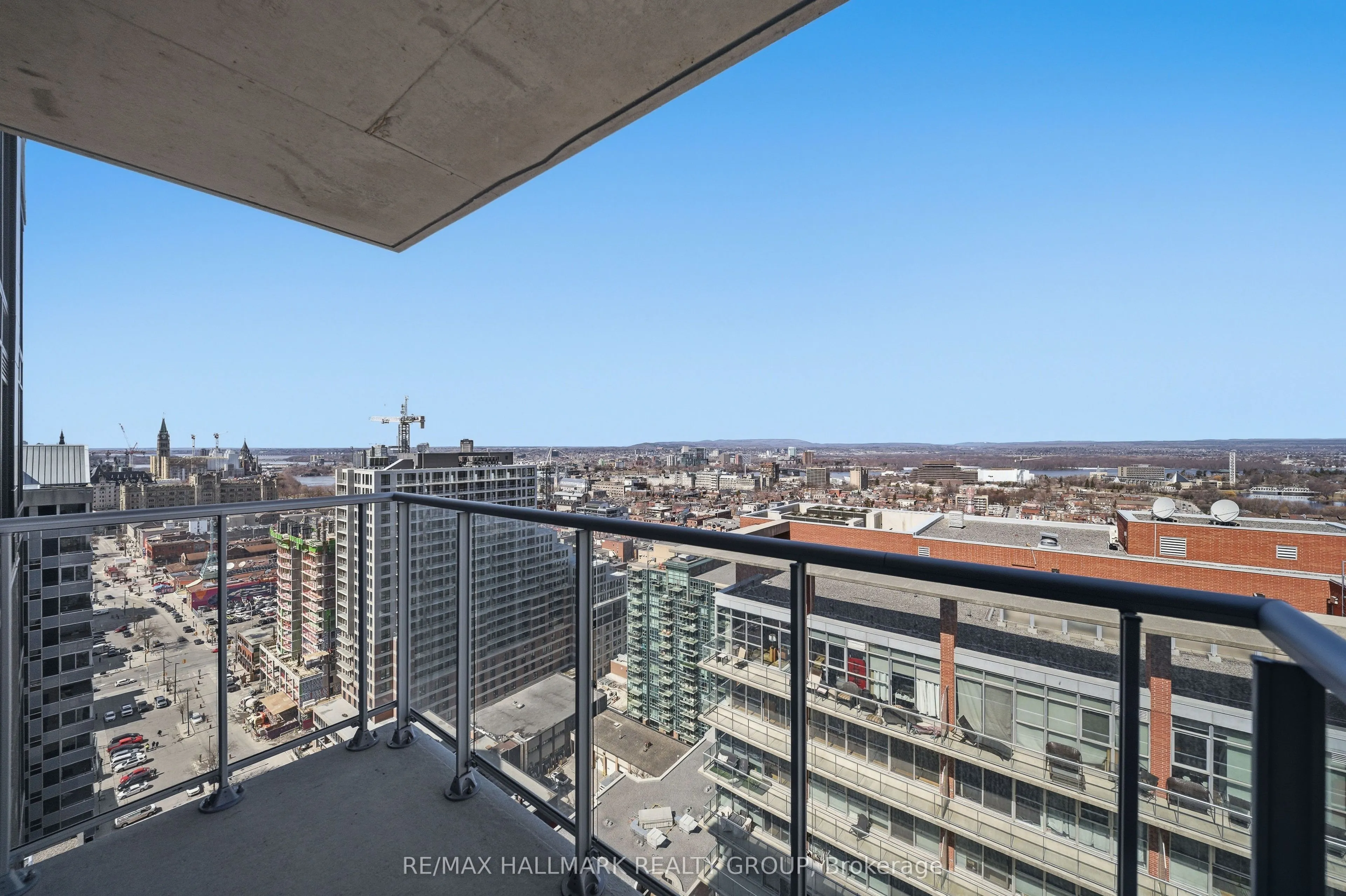 180 George Street #2603