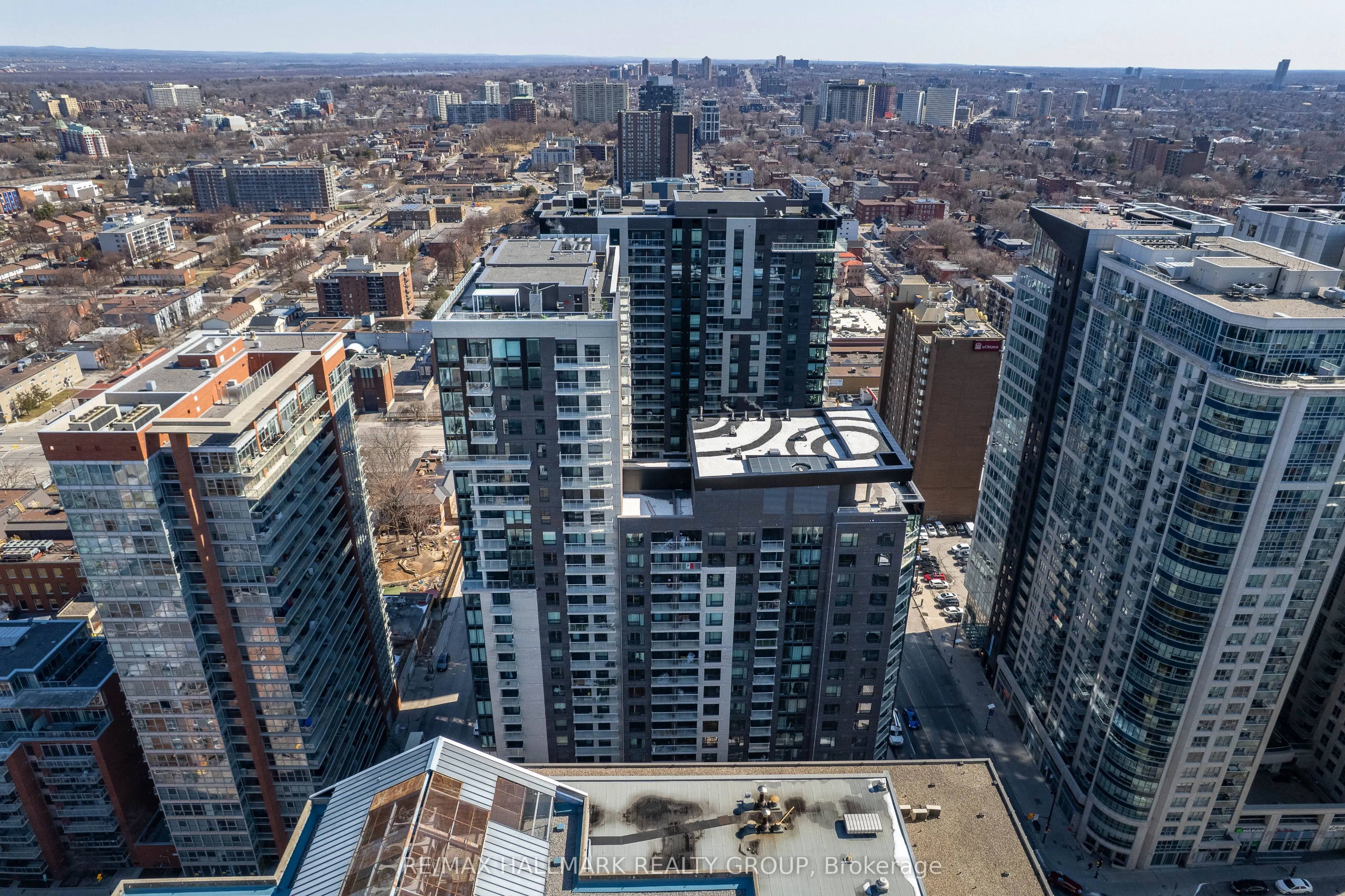 180 George Street #2202