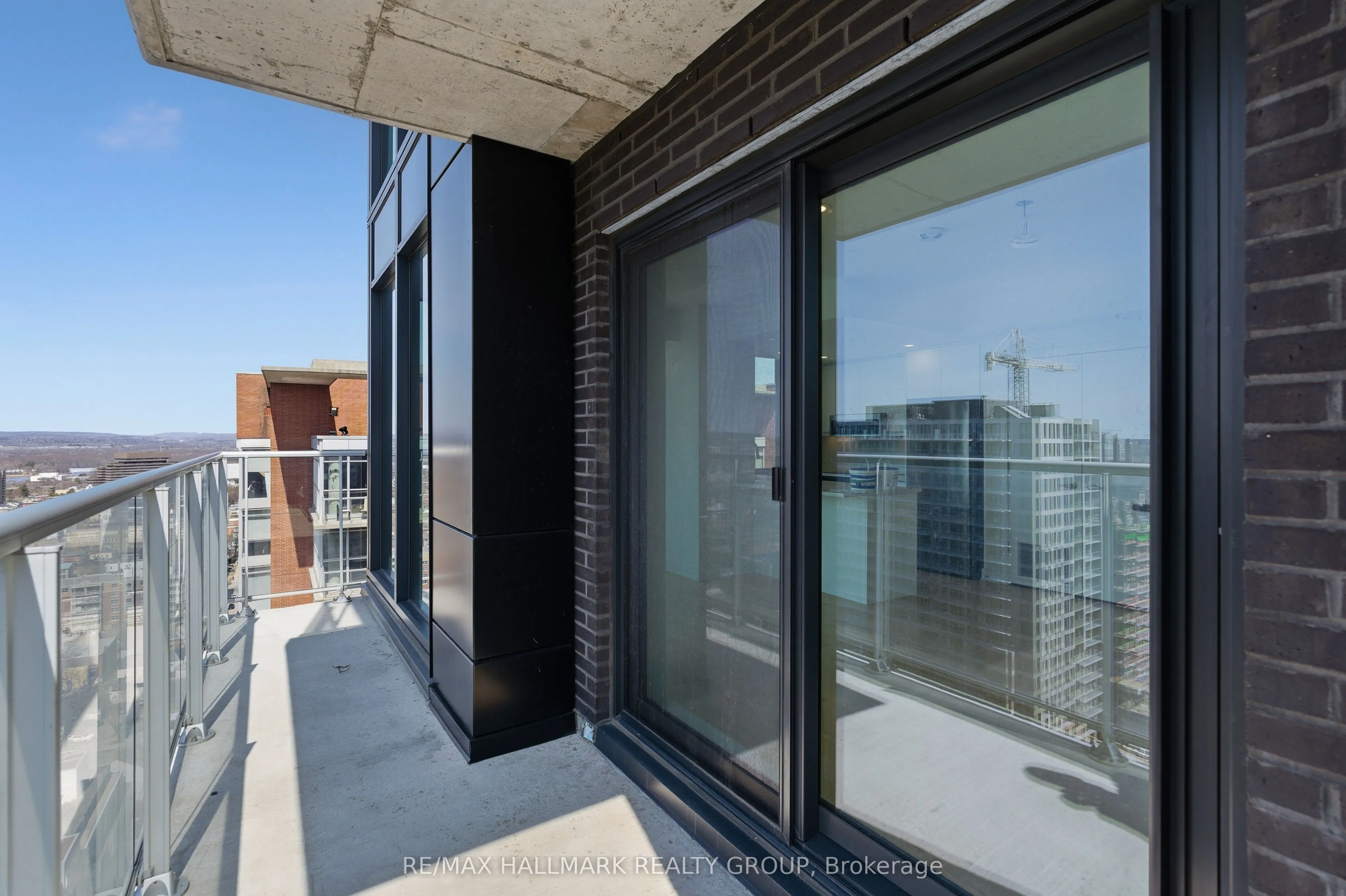 180 George Street #2202
