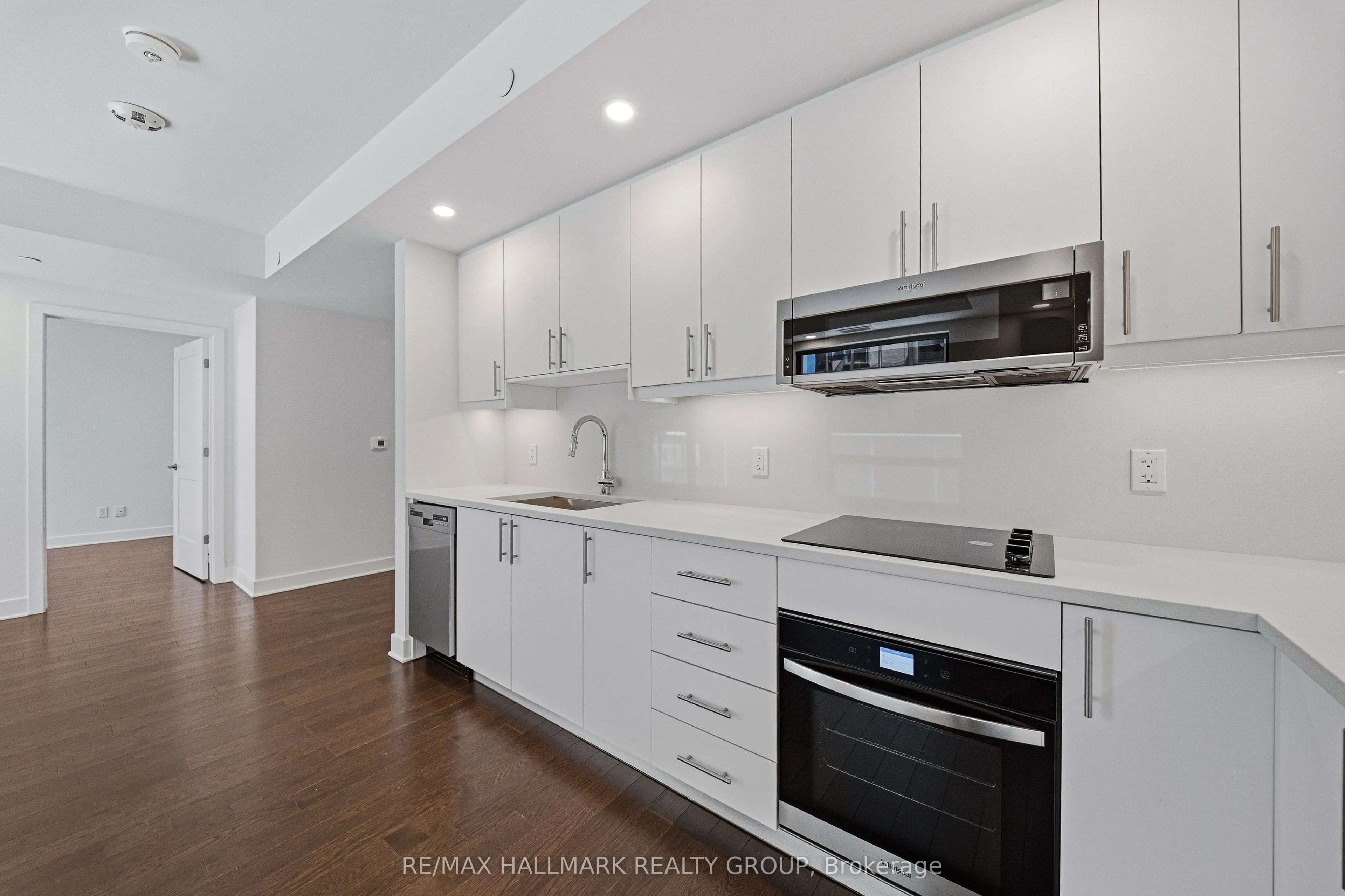 180 George Street #501