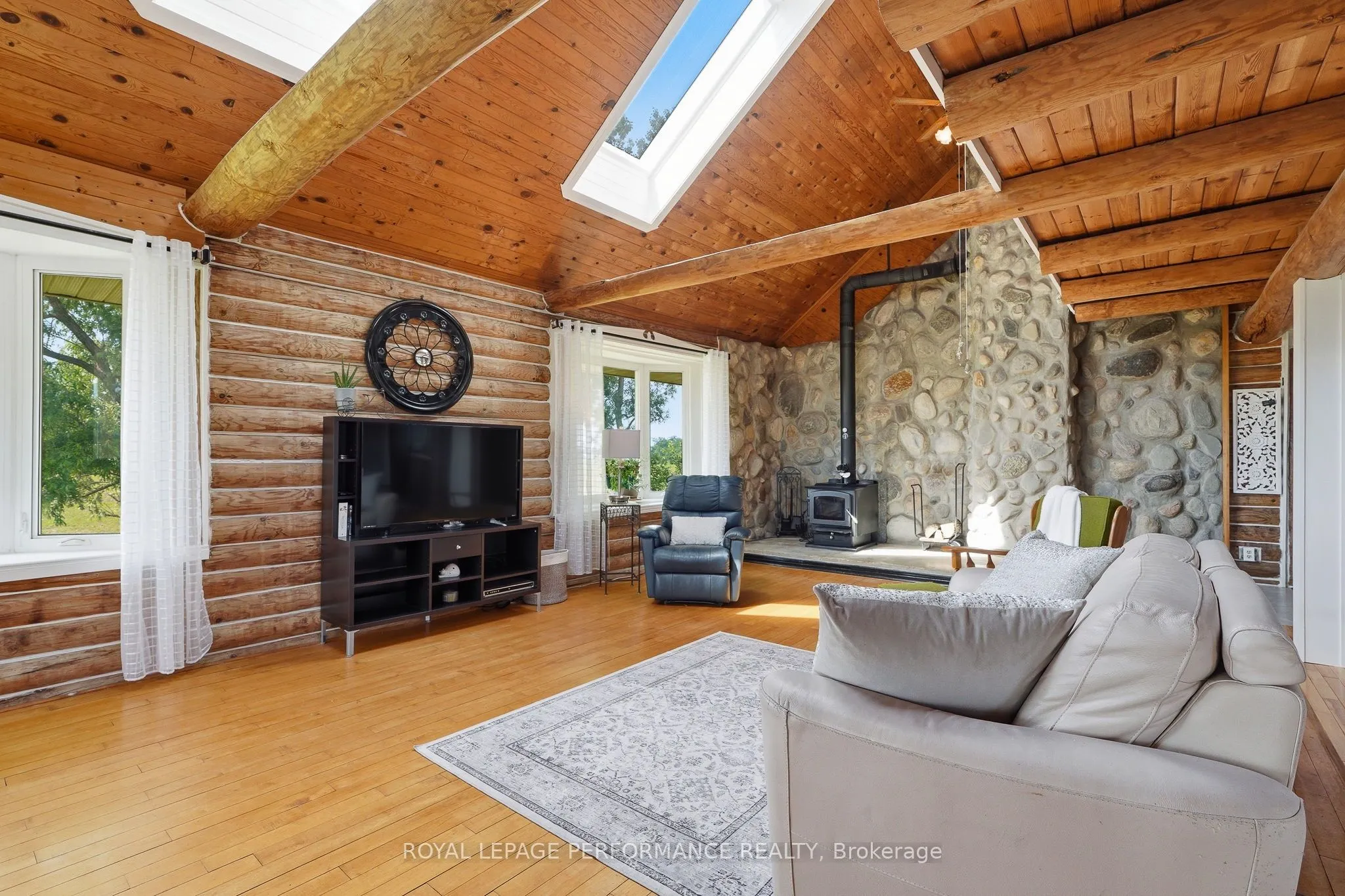 3012 Birchgrove Road