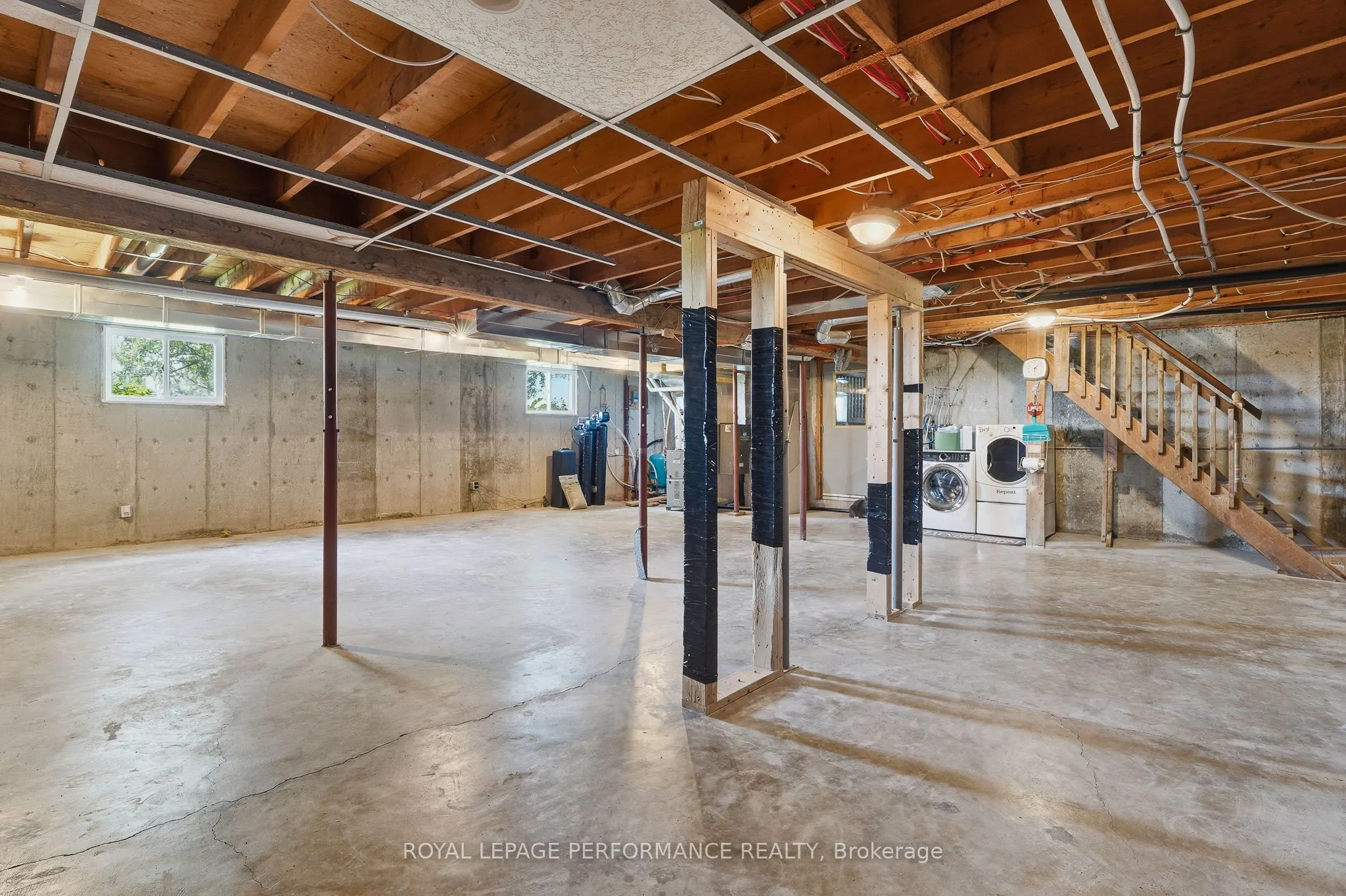 3012 Birchgrove Road