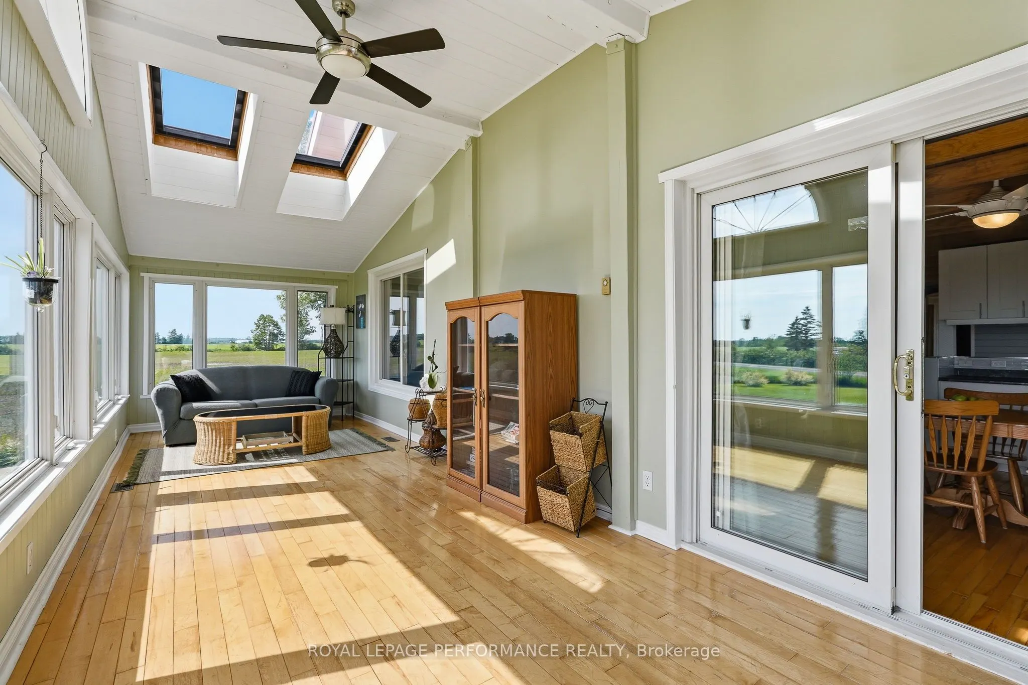 3012 Birchgrove Road