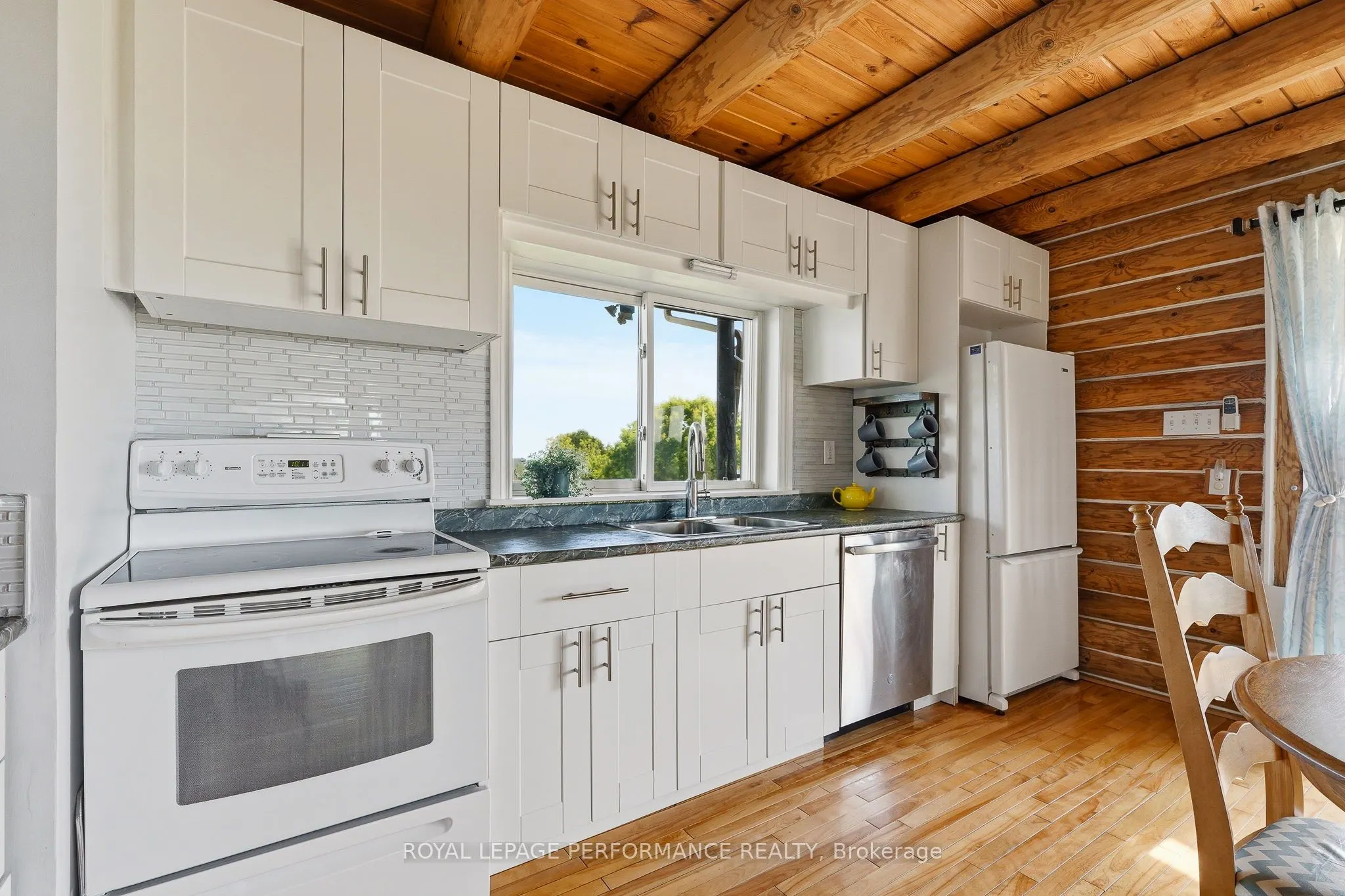 3012 Birchgrove Road