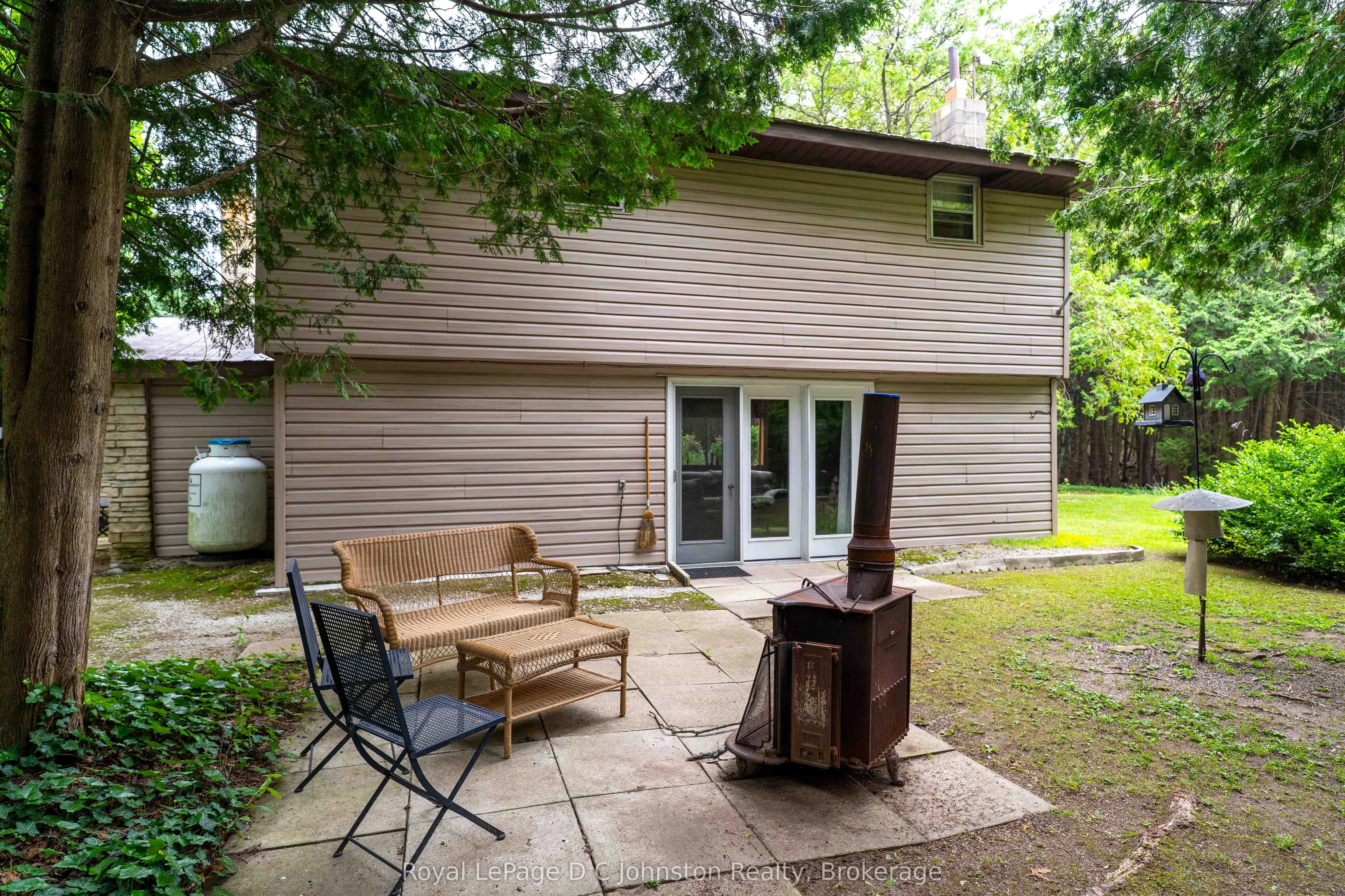 711 Bruce Rd 9 Road
