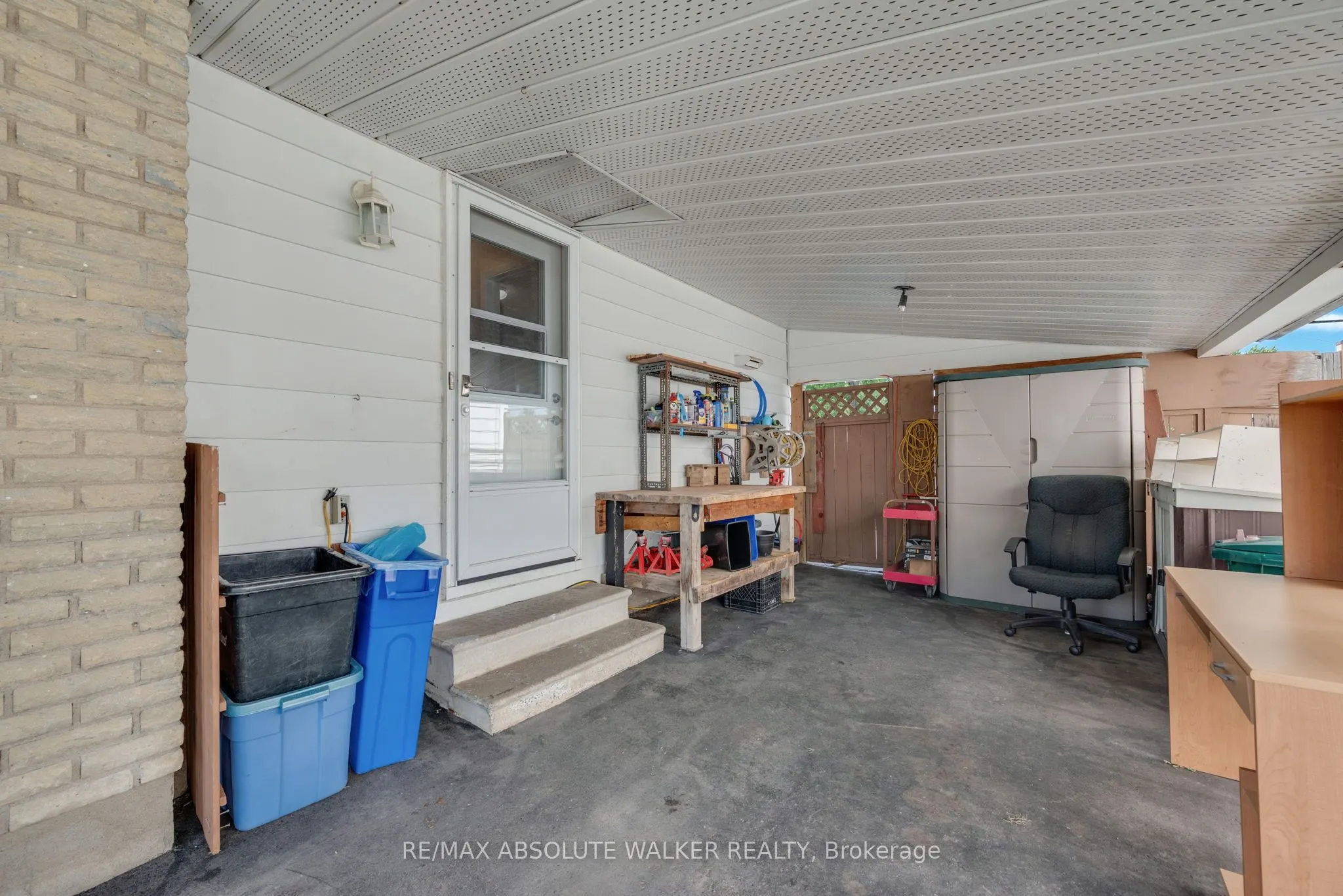 337 Roxdale Avenue