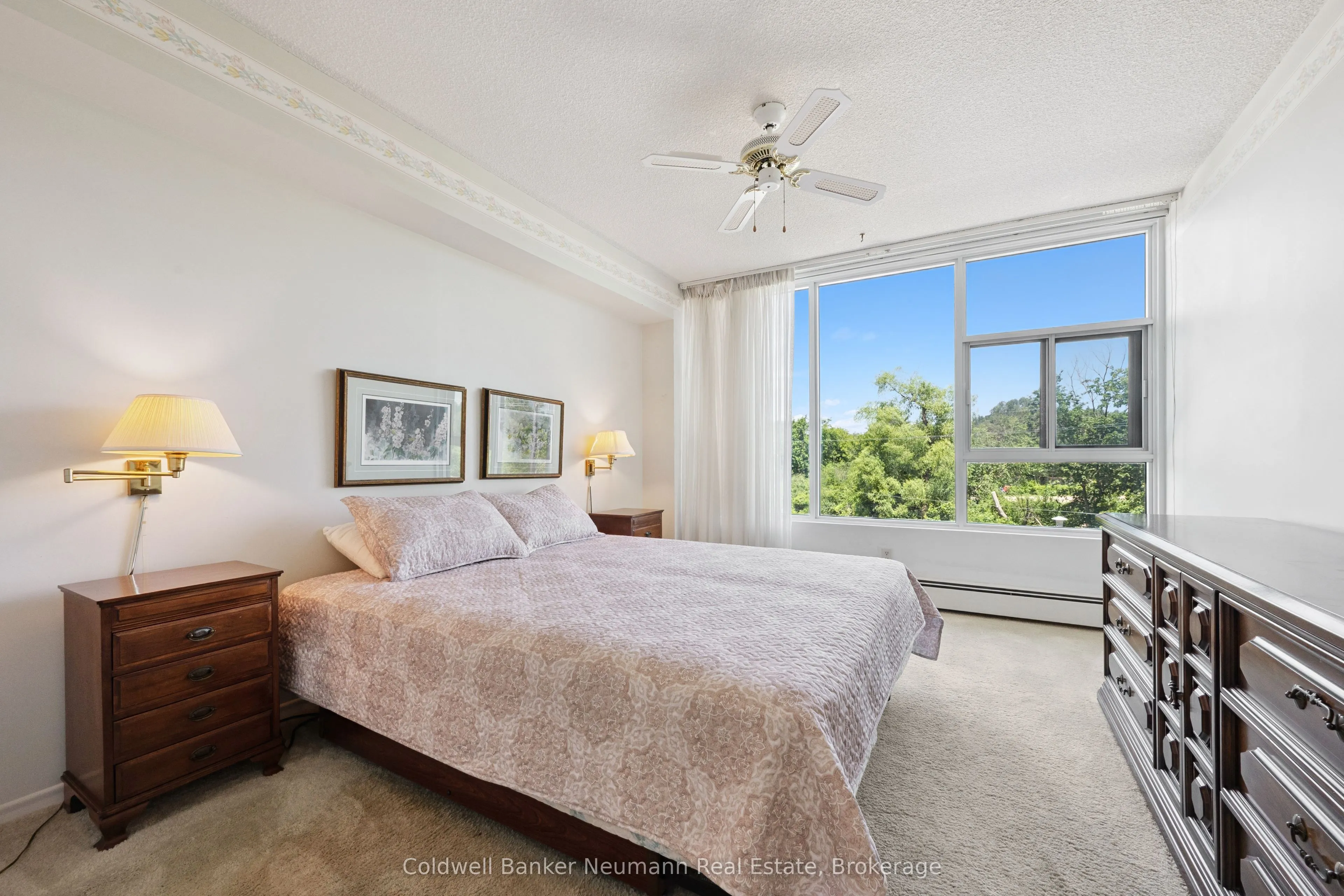 23 Woodlawn Road E #305