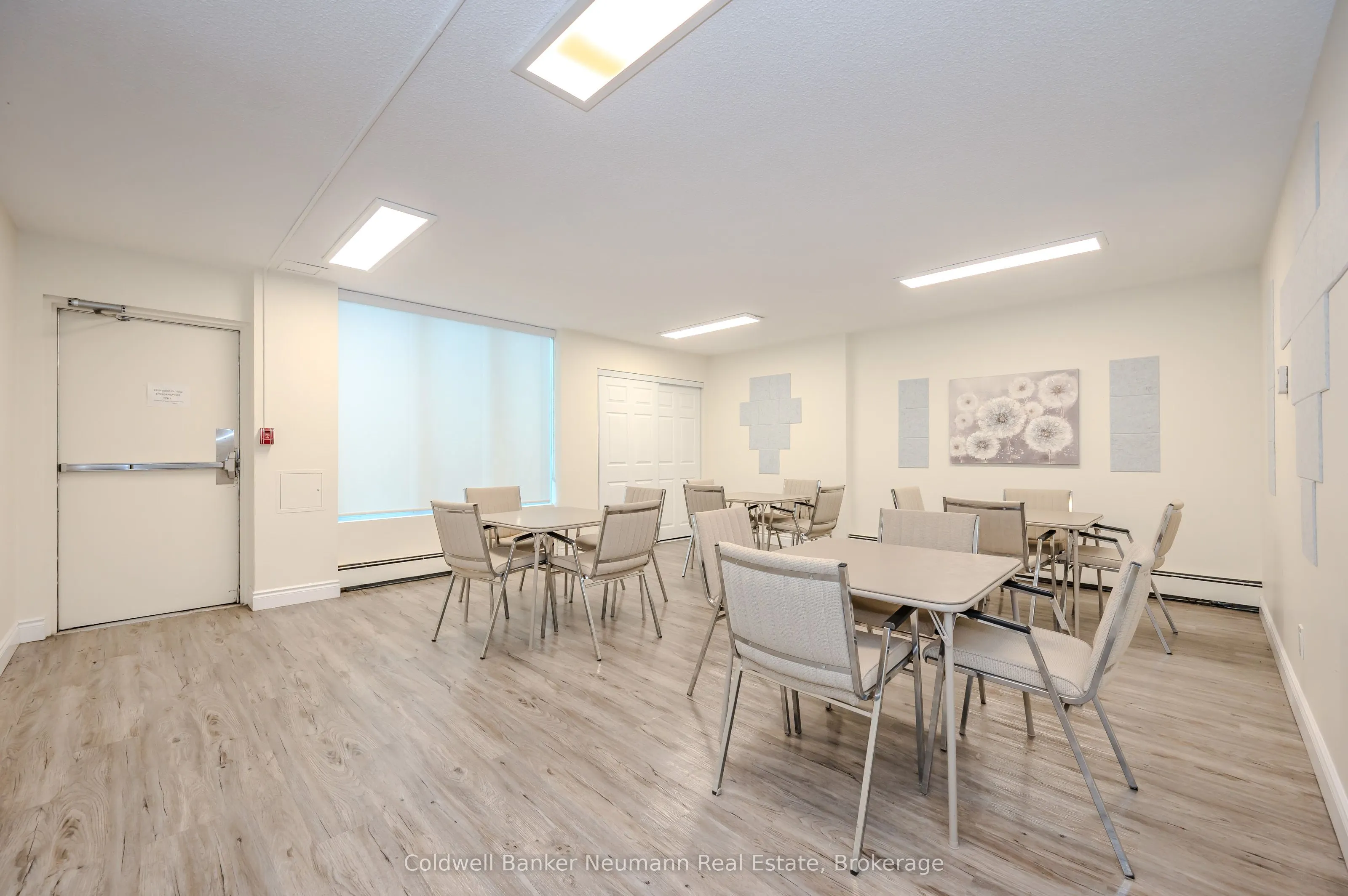 23 Woodlawn Road E #305