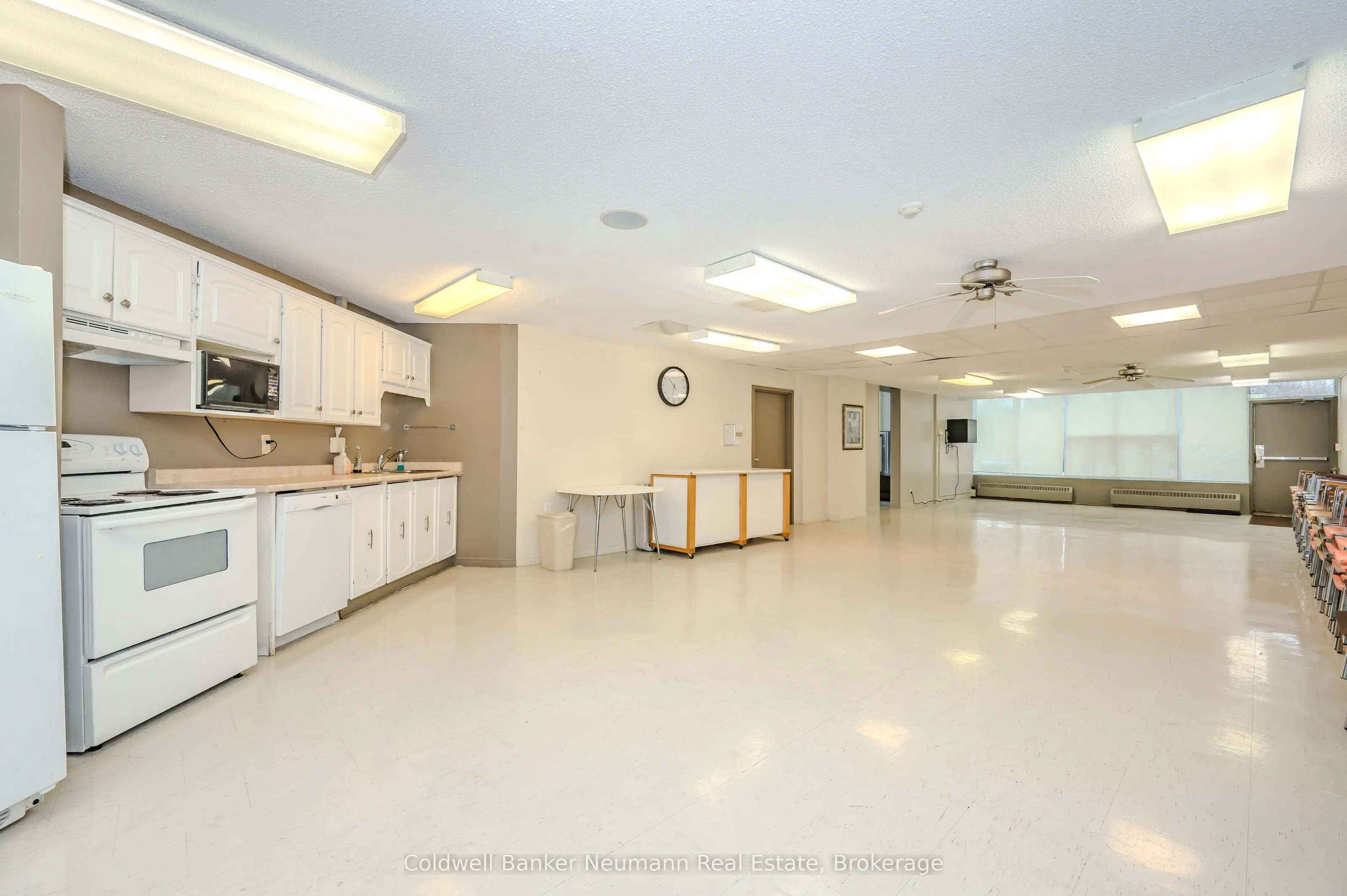 23 Woodlawn Road E #305