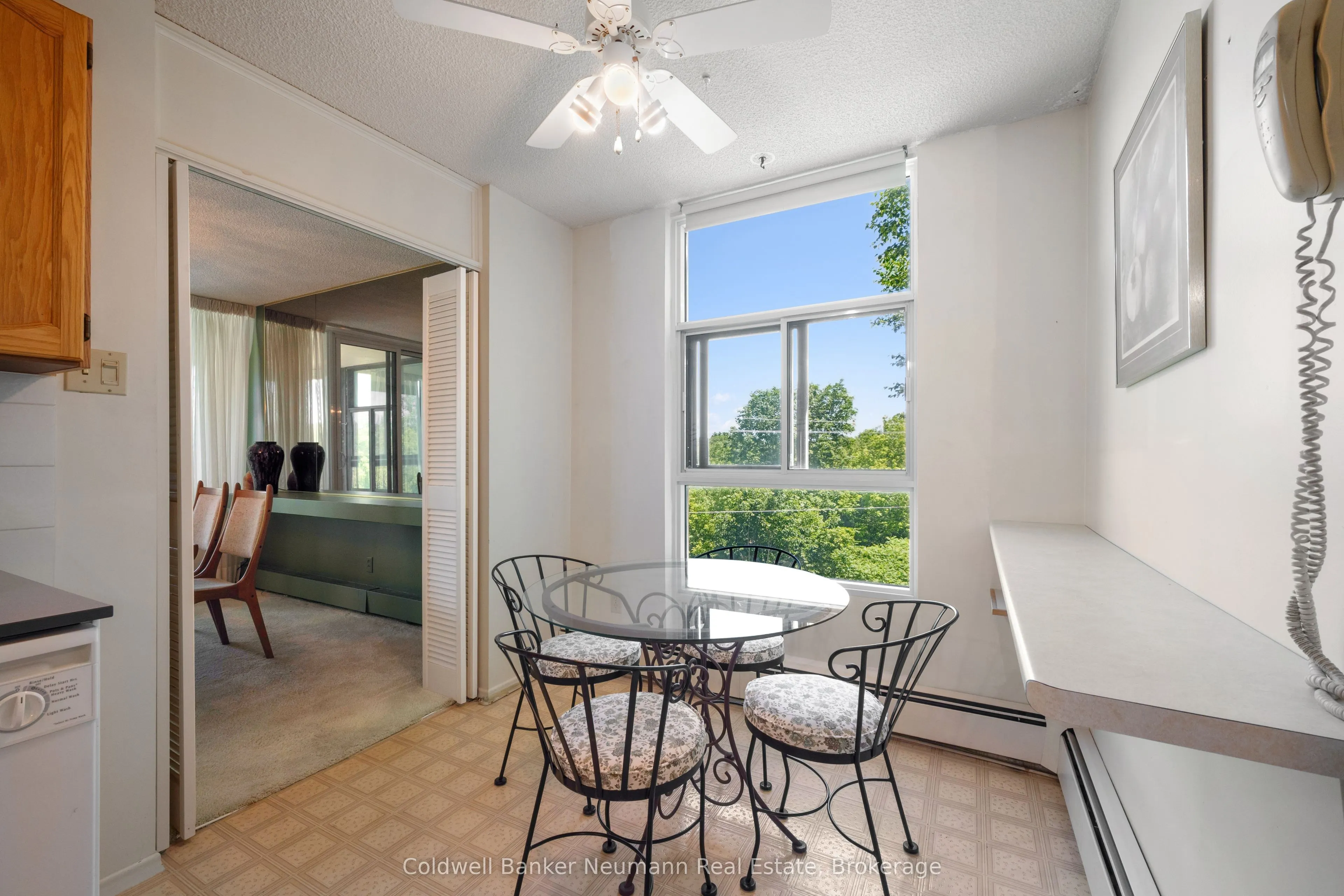23 Woodlawn Road E #305