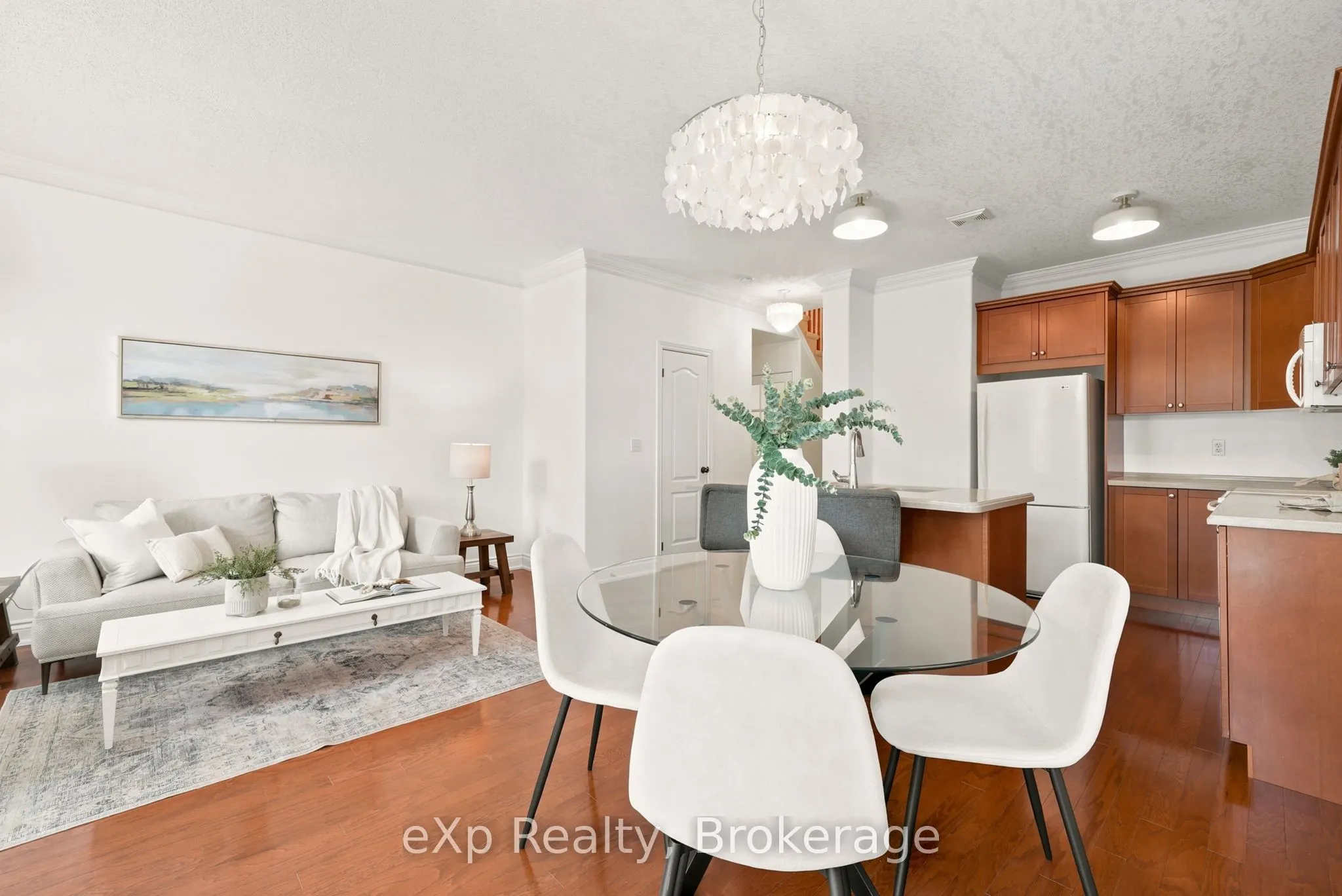 300 D'Arcy Street #106