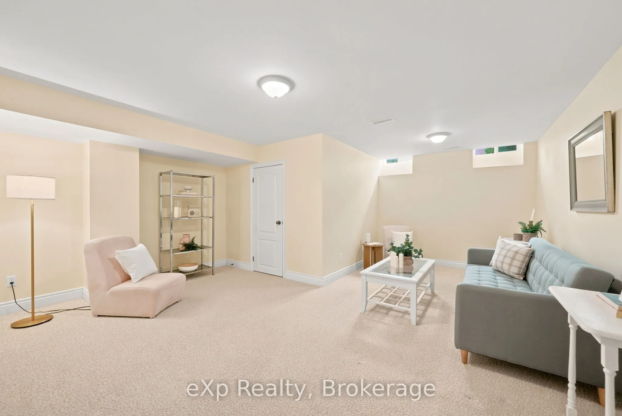 300 D'Arcy Street #106