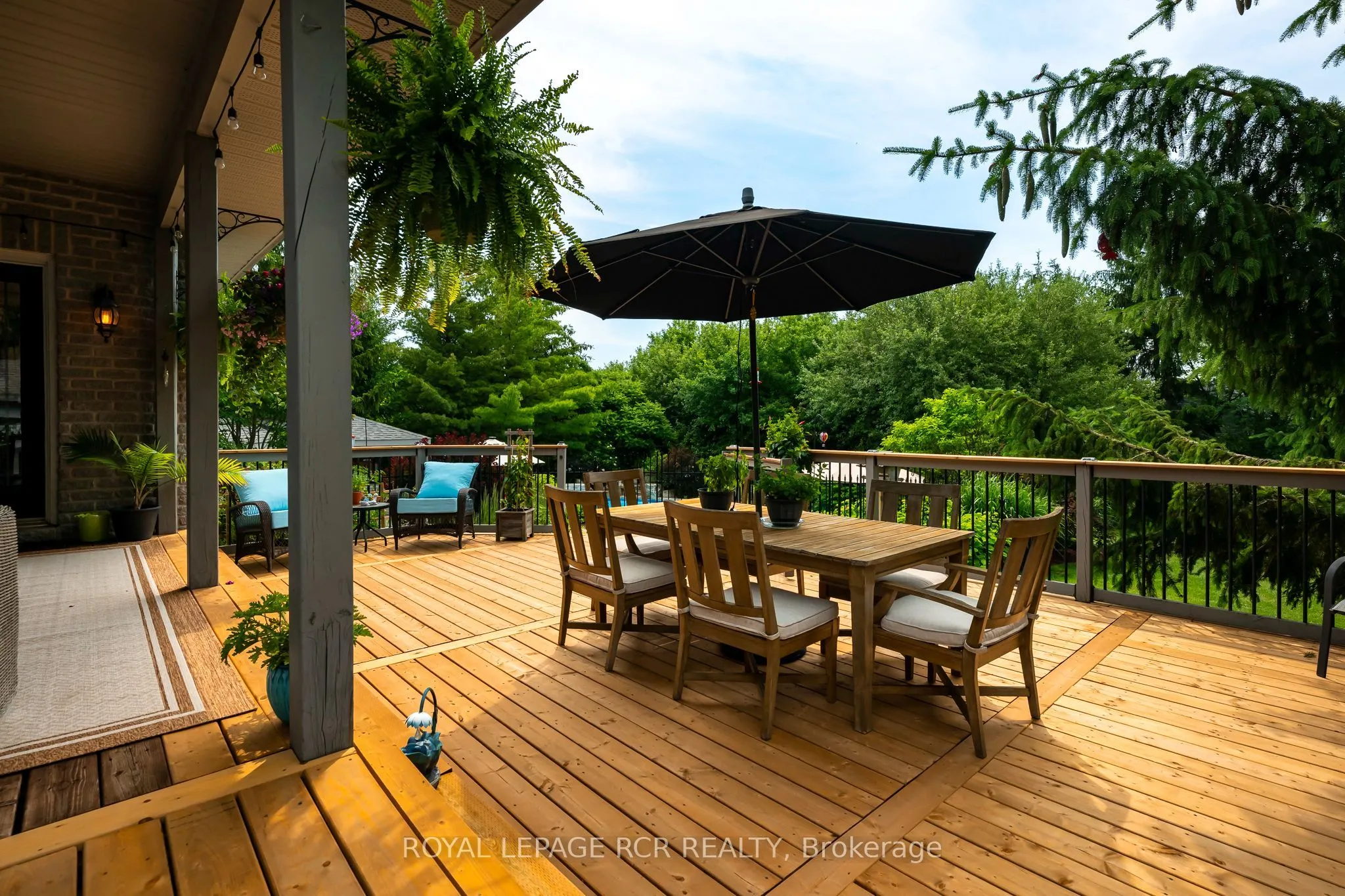 6 Brookhaven Crescent